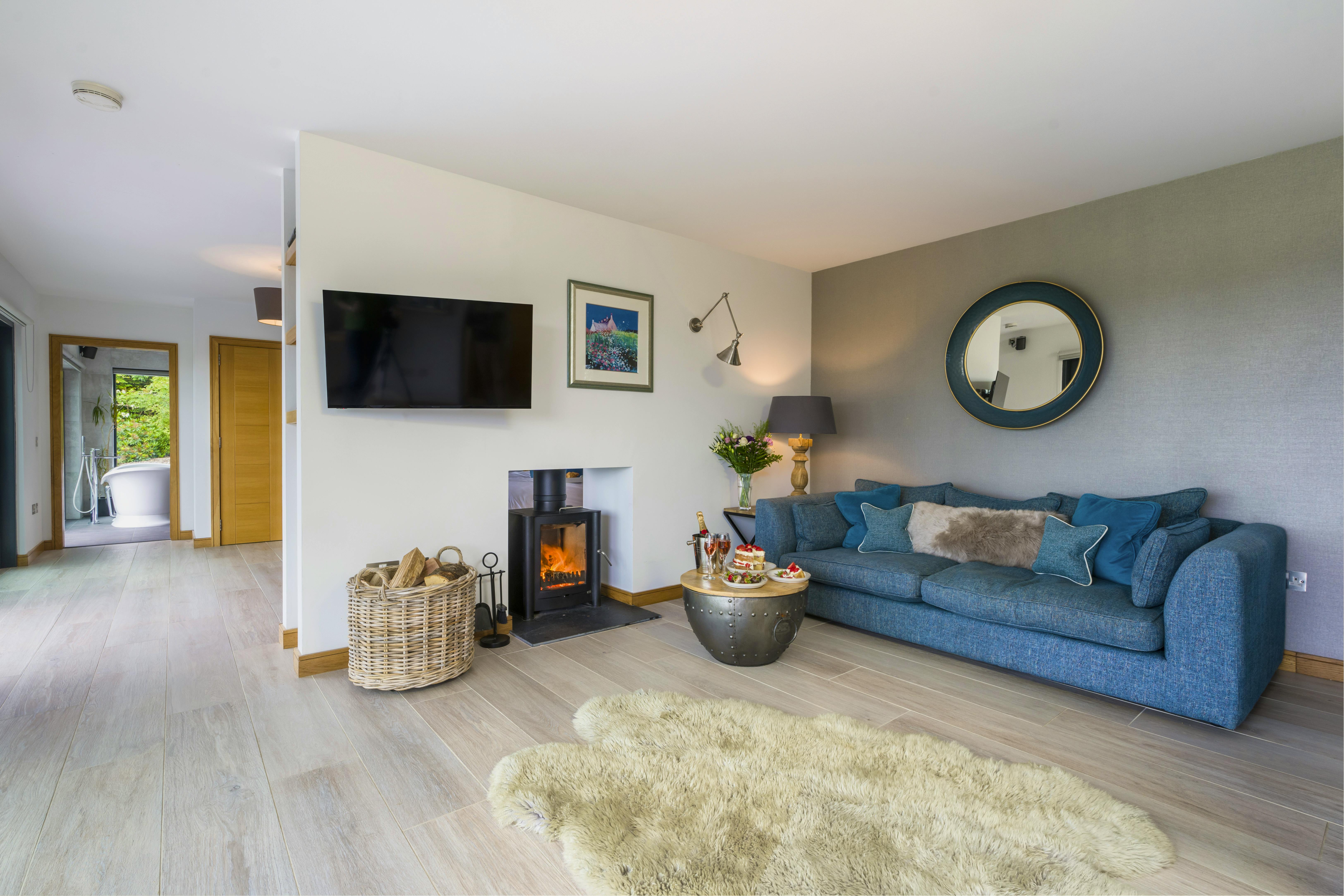 Honeymooners Living Room