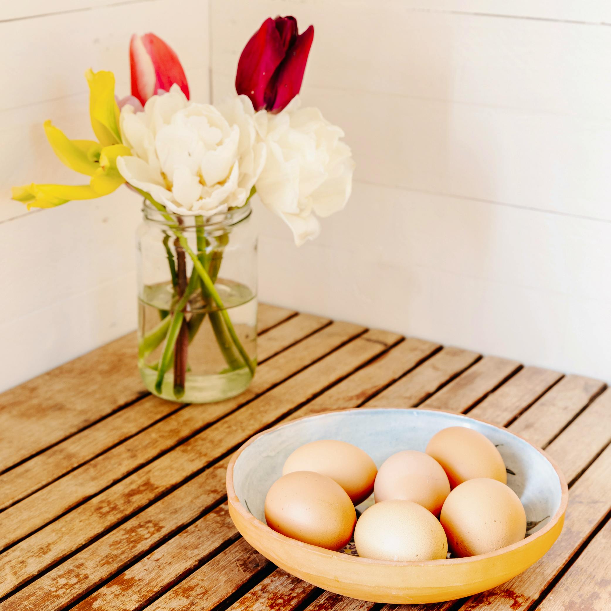 Flowers and eggs from the farm