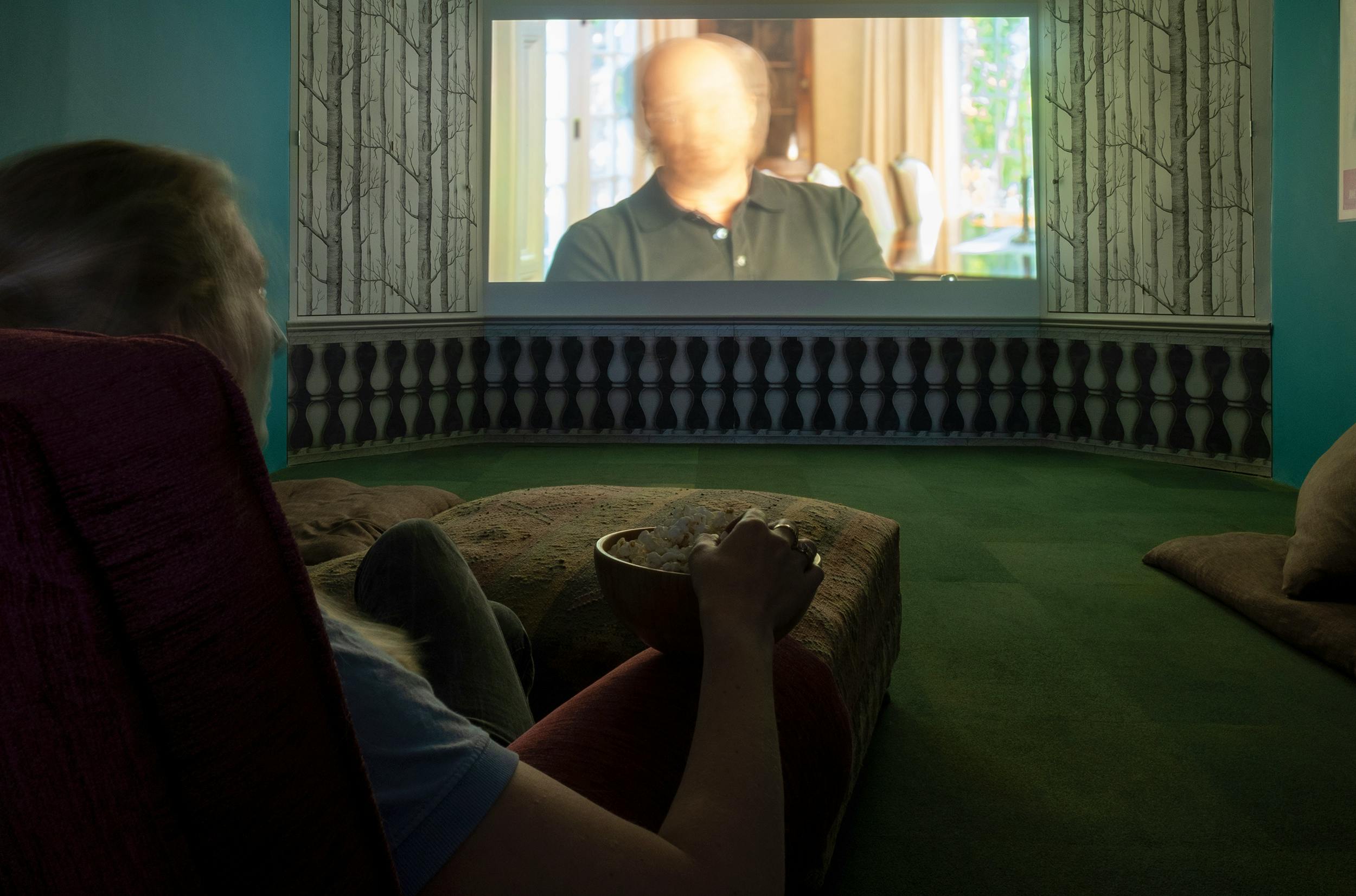 Watch films on the projector