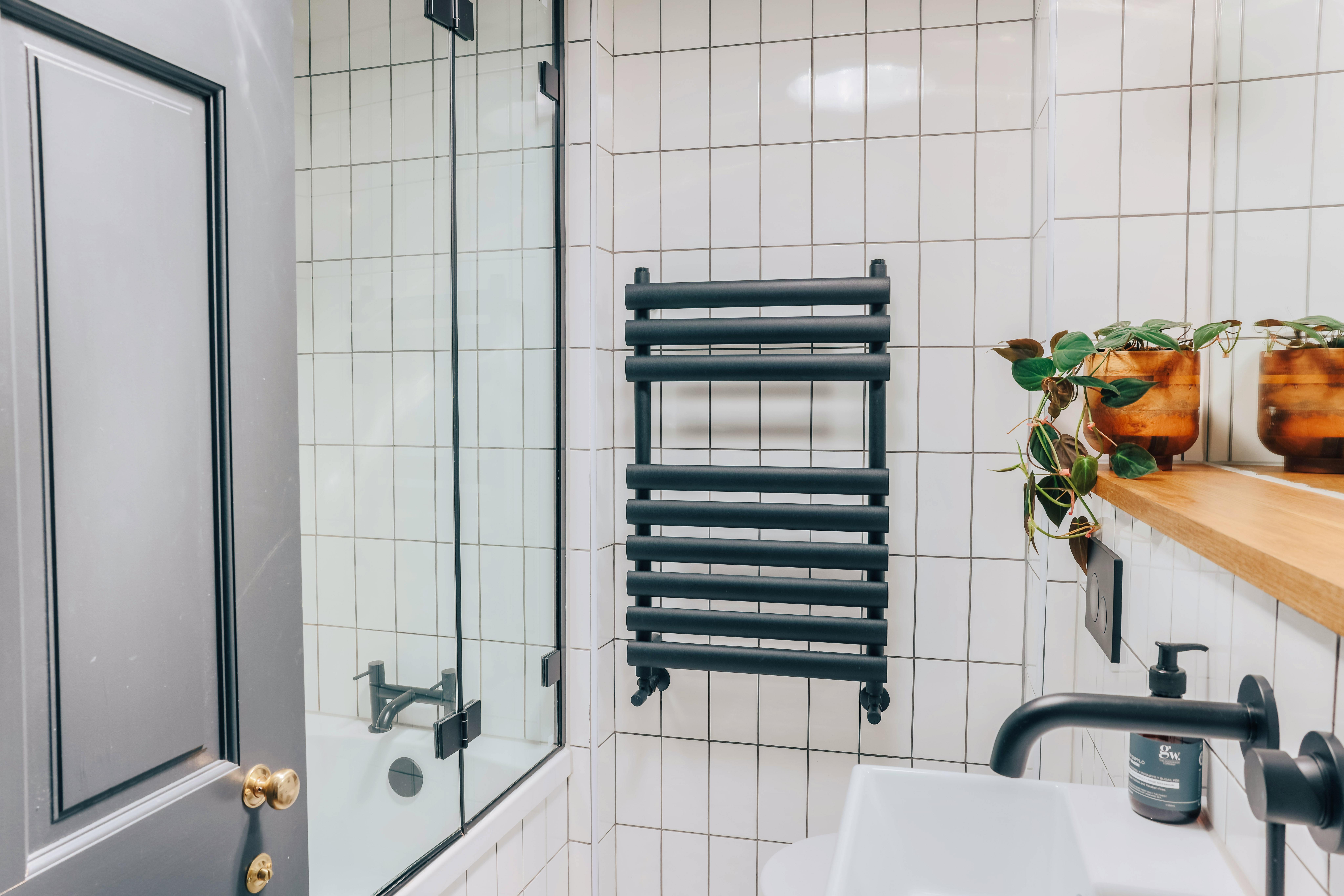 Communal bath/shower room