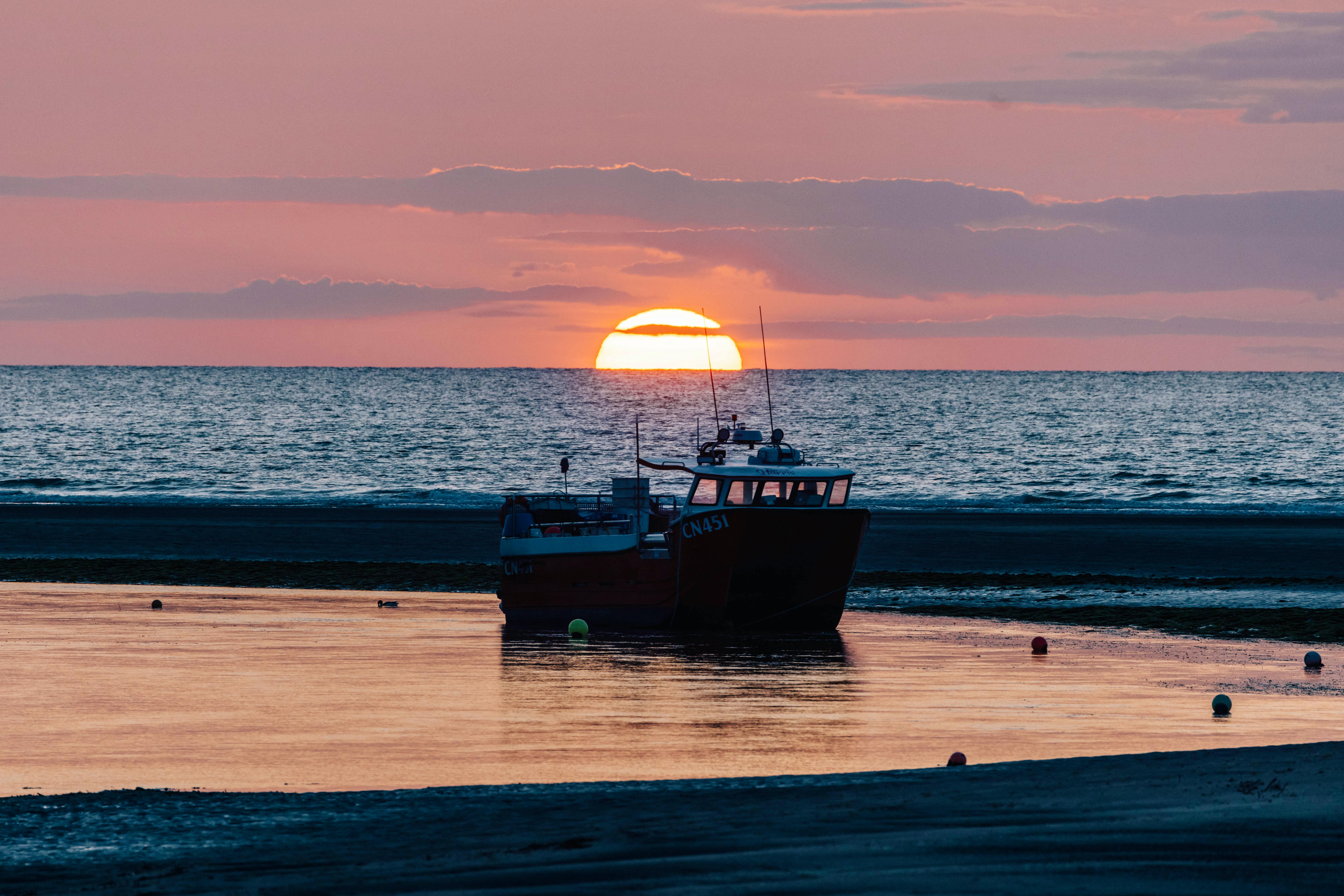 The Estuary at night