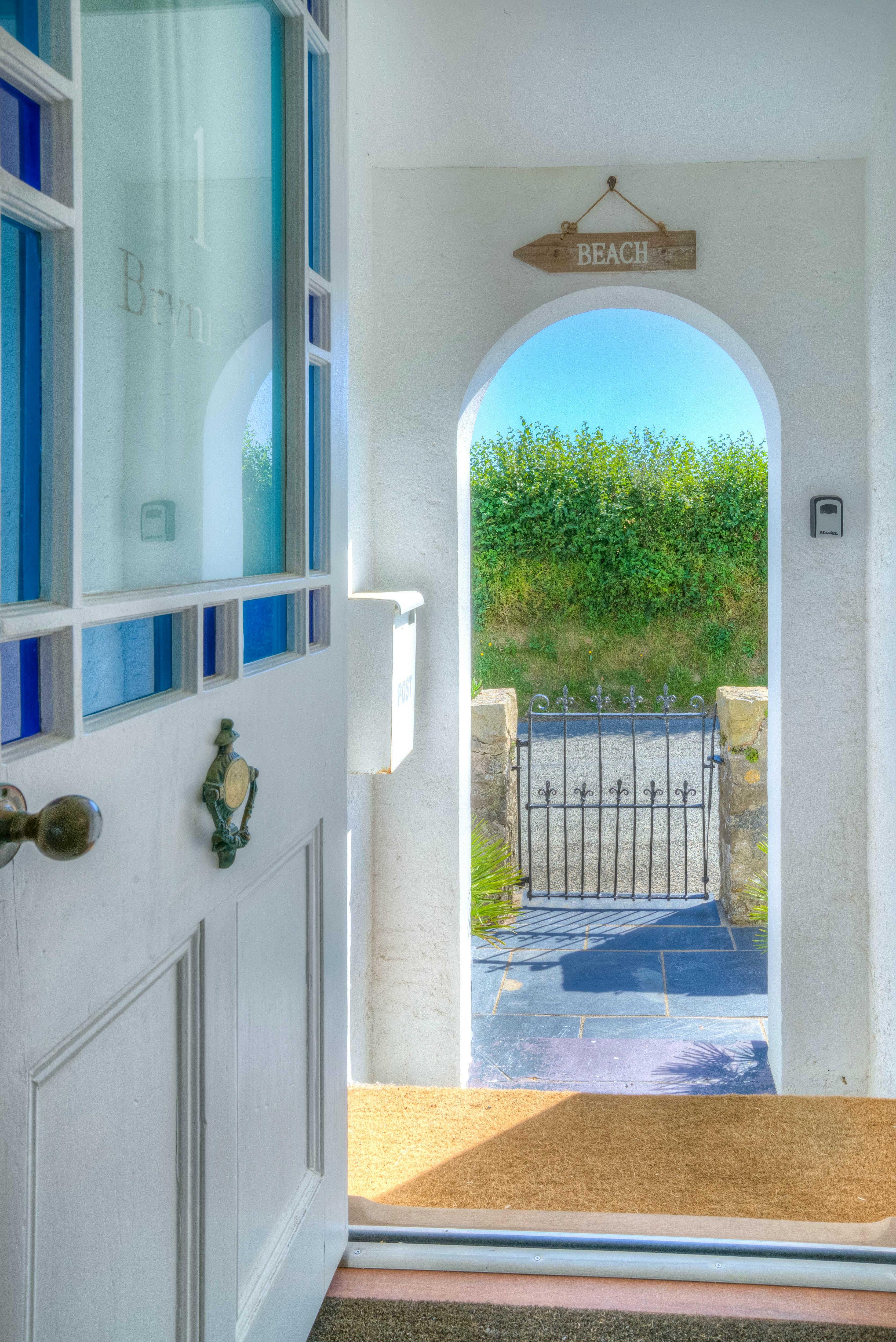 Turn left to the beach