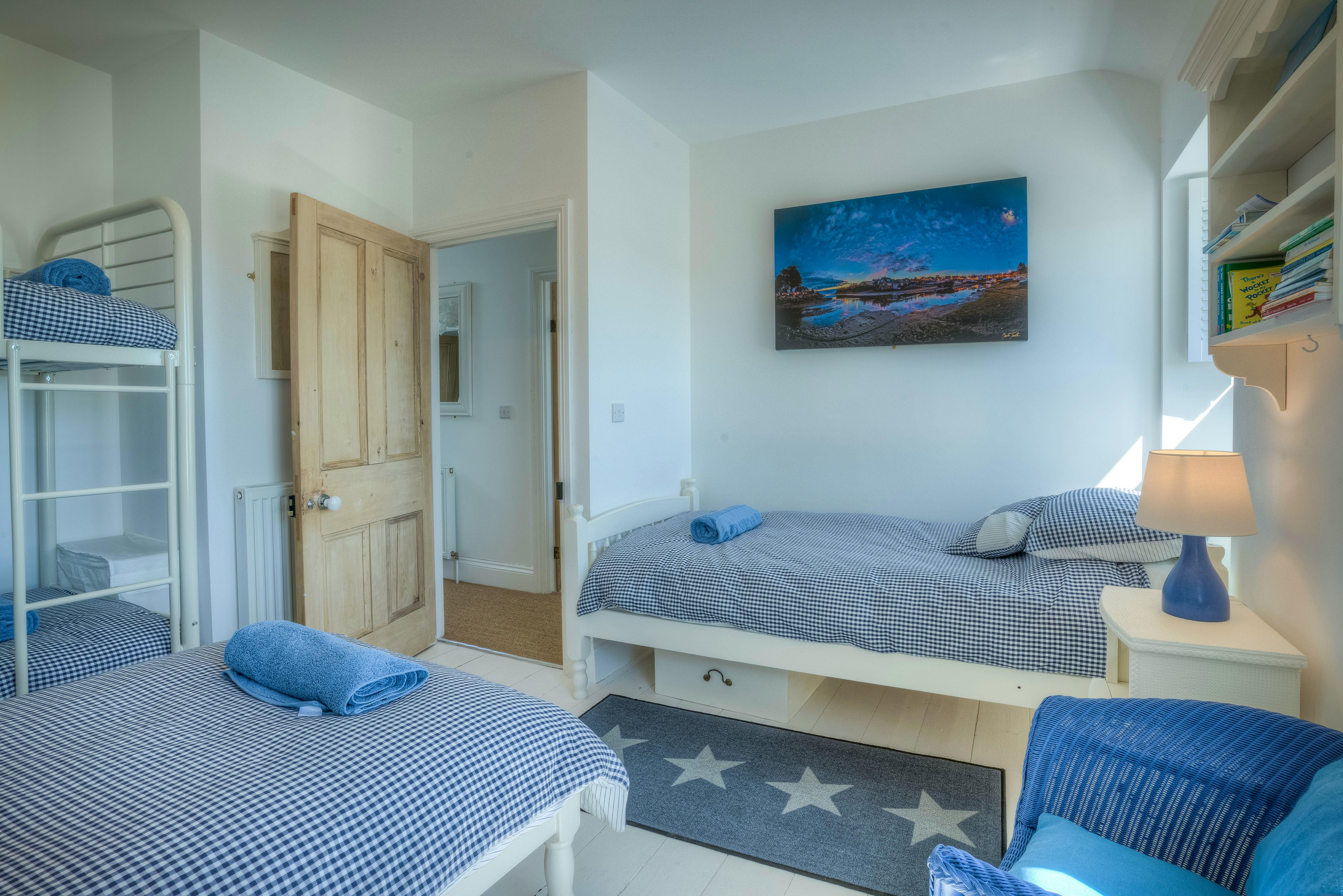 Bunk bedroom sleeps four