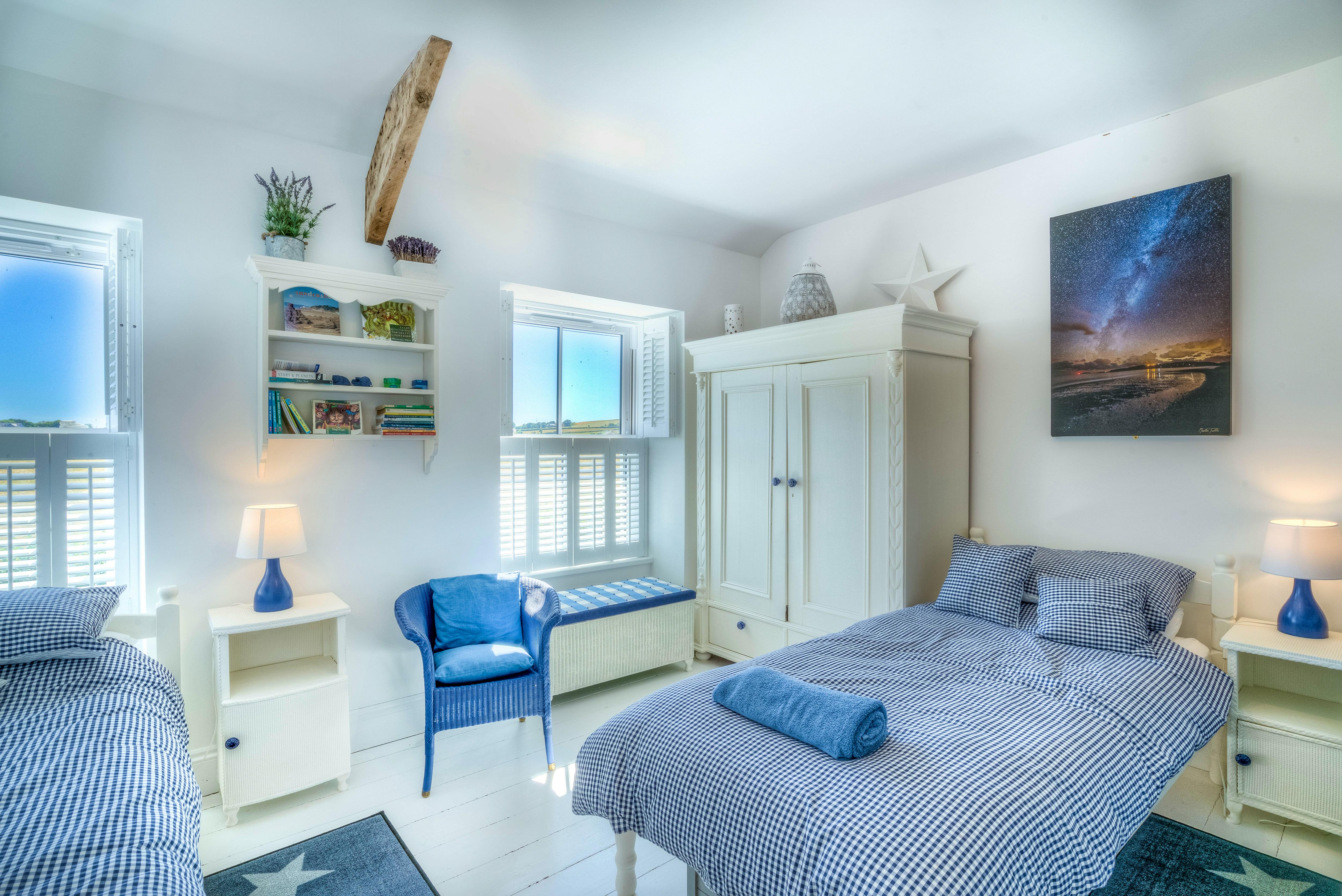 Single beds bunk bedroom