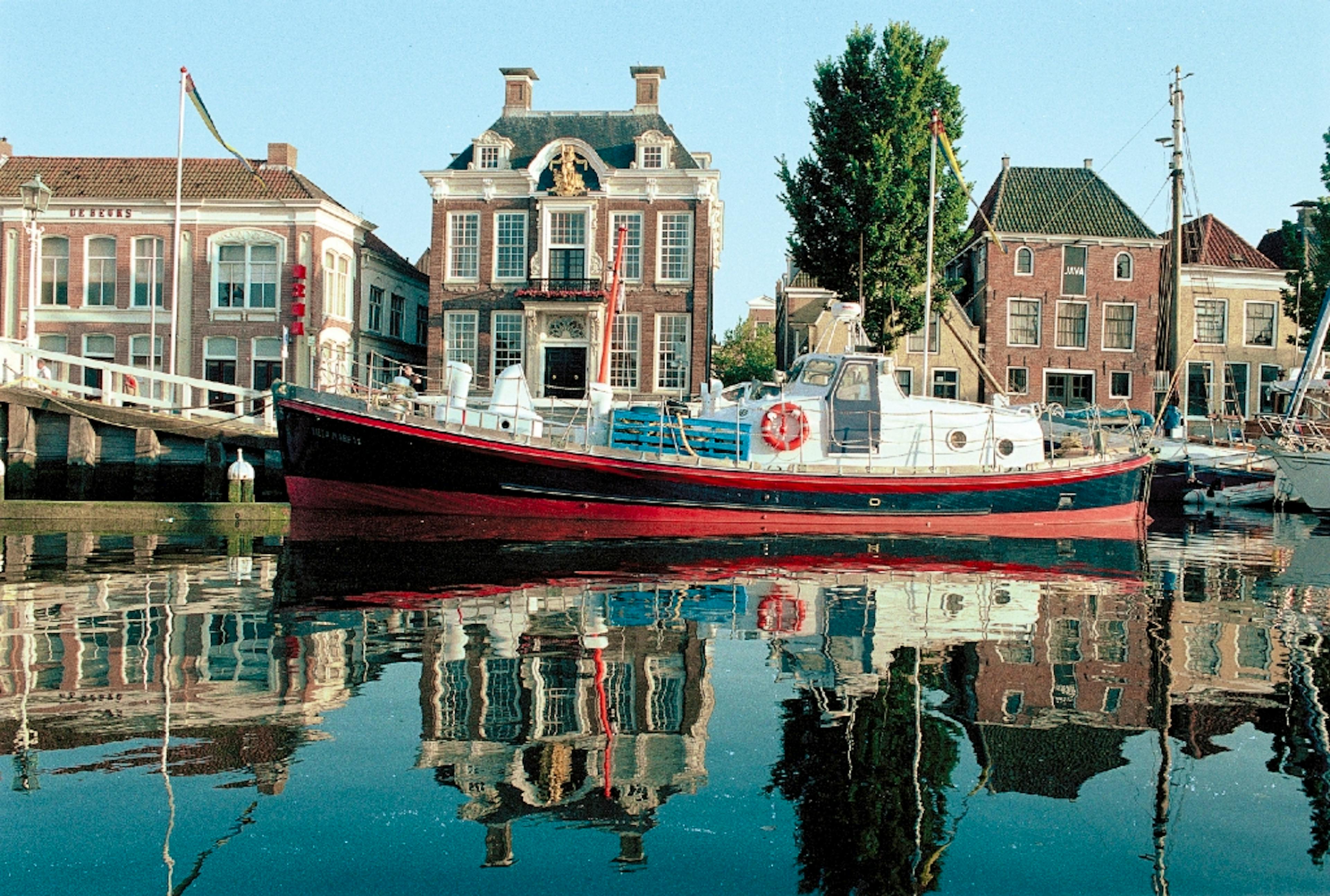 Reddingsboot Harlingen Boat - Image 1
