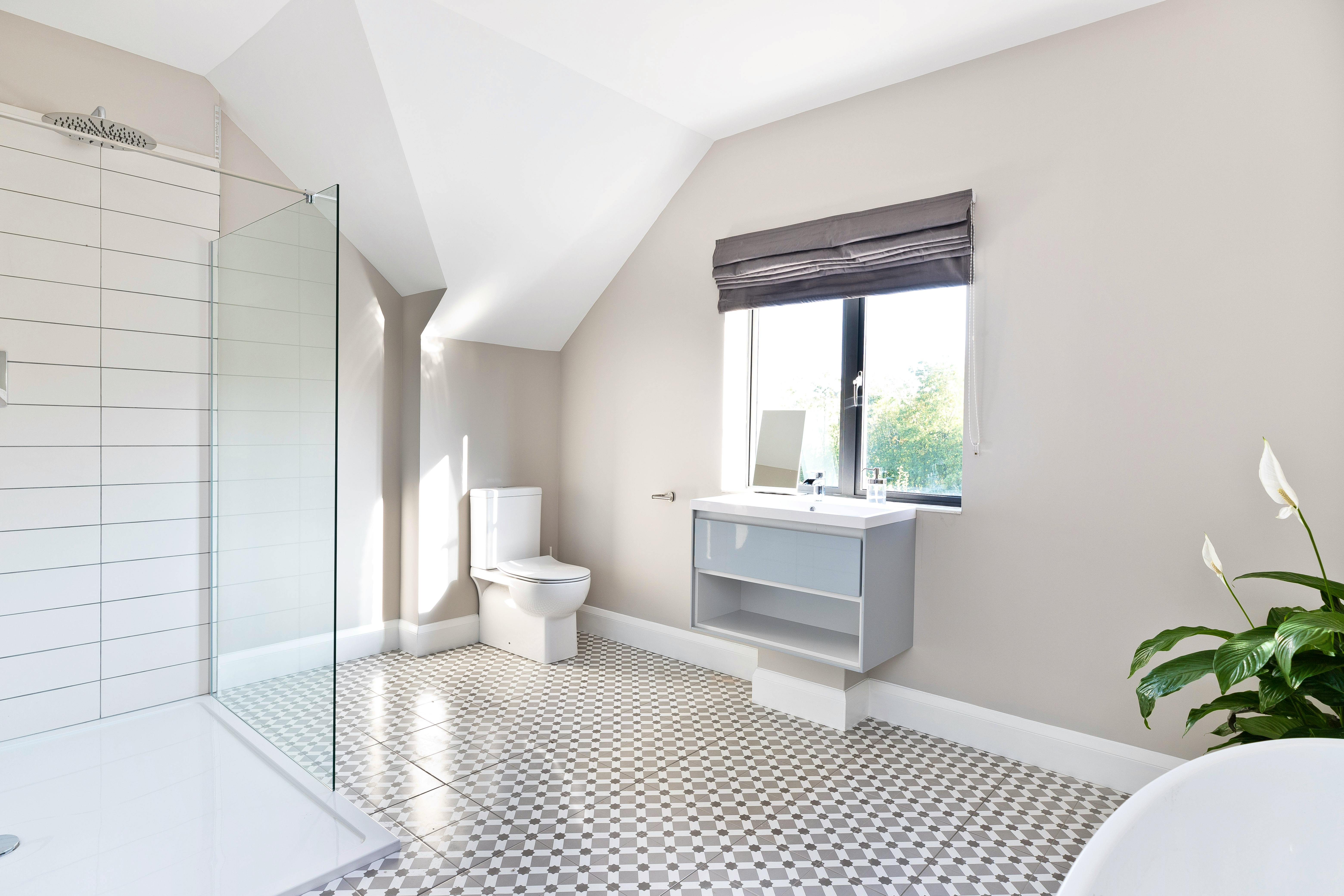 Luxury shared bathroom 