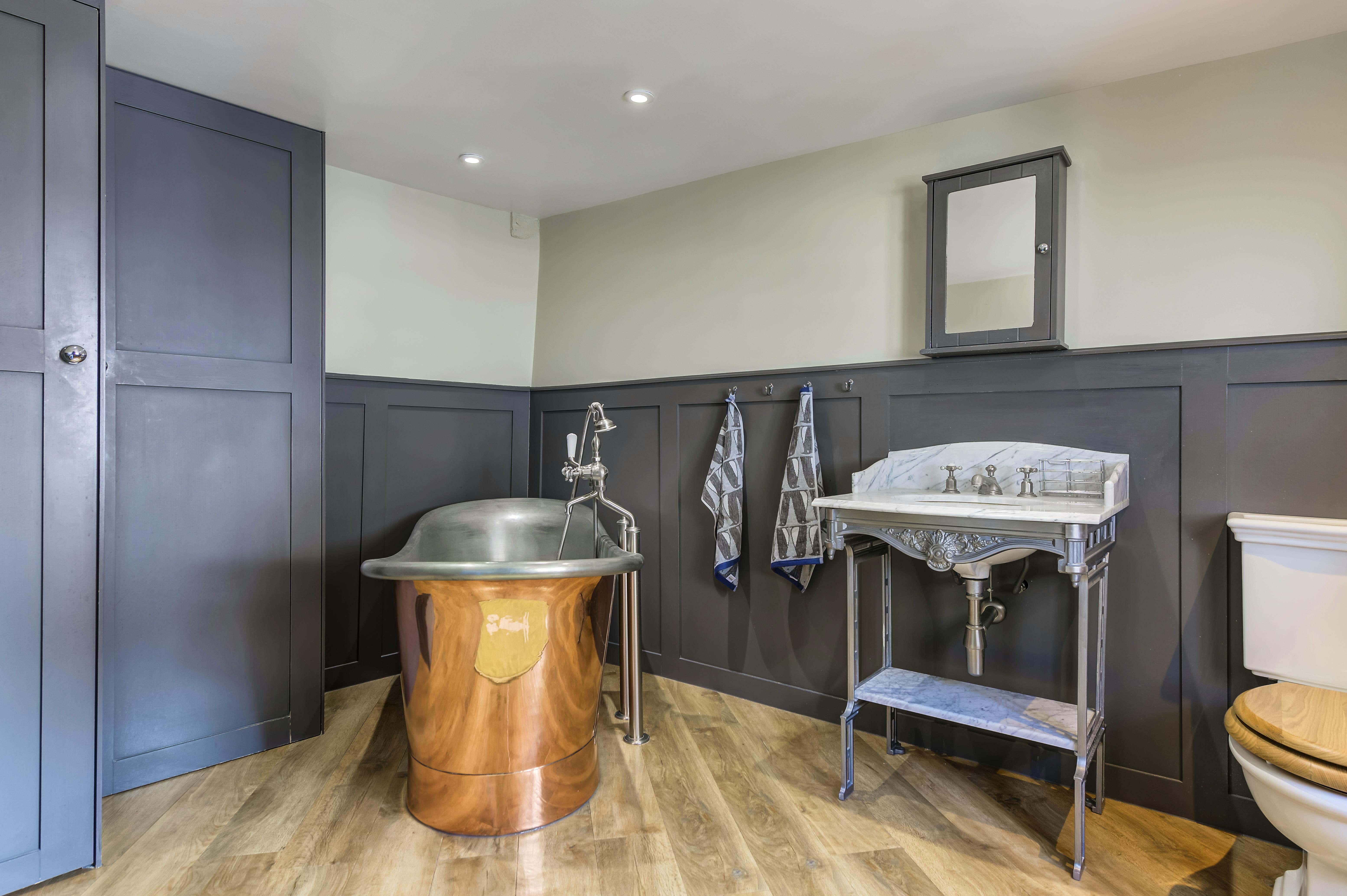 Boat bath with shower head