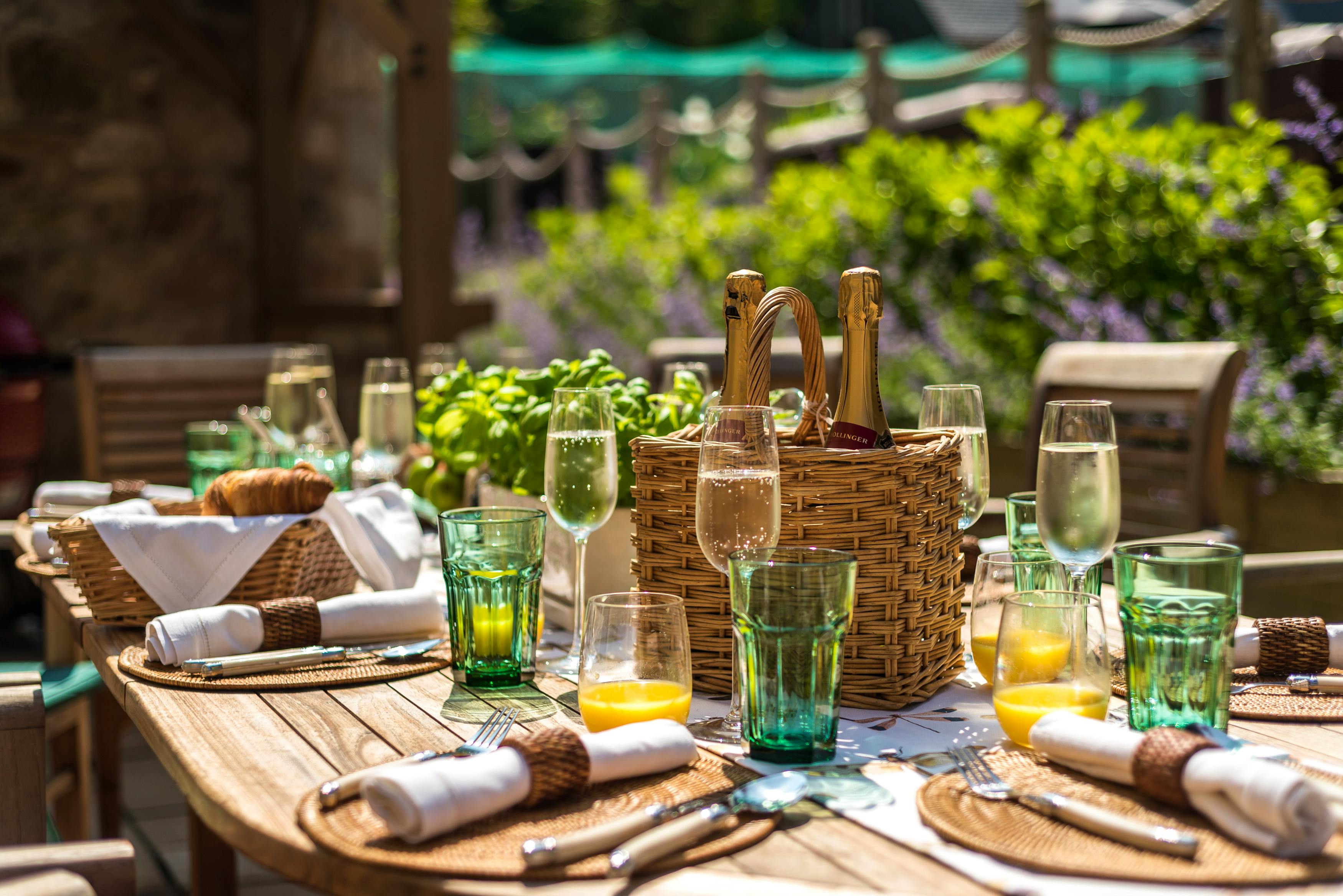 Table settings available