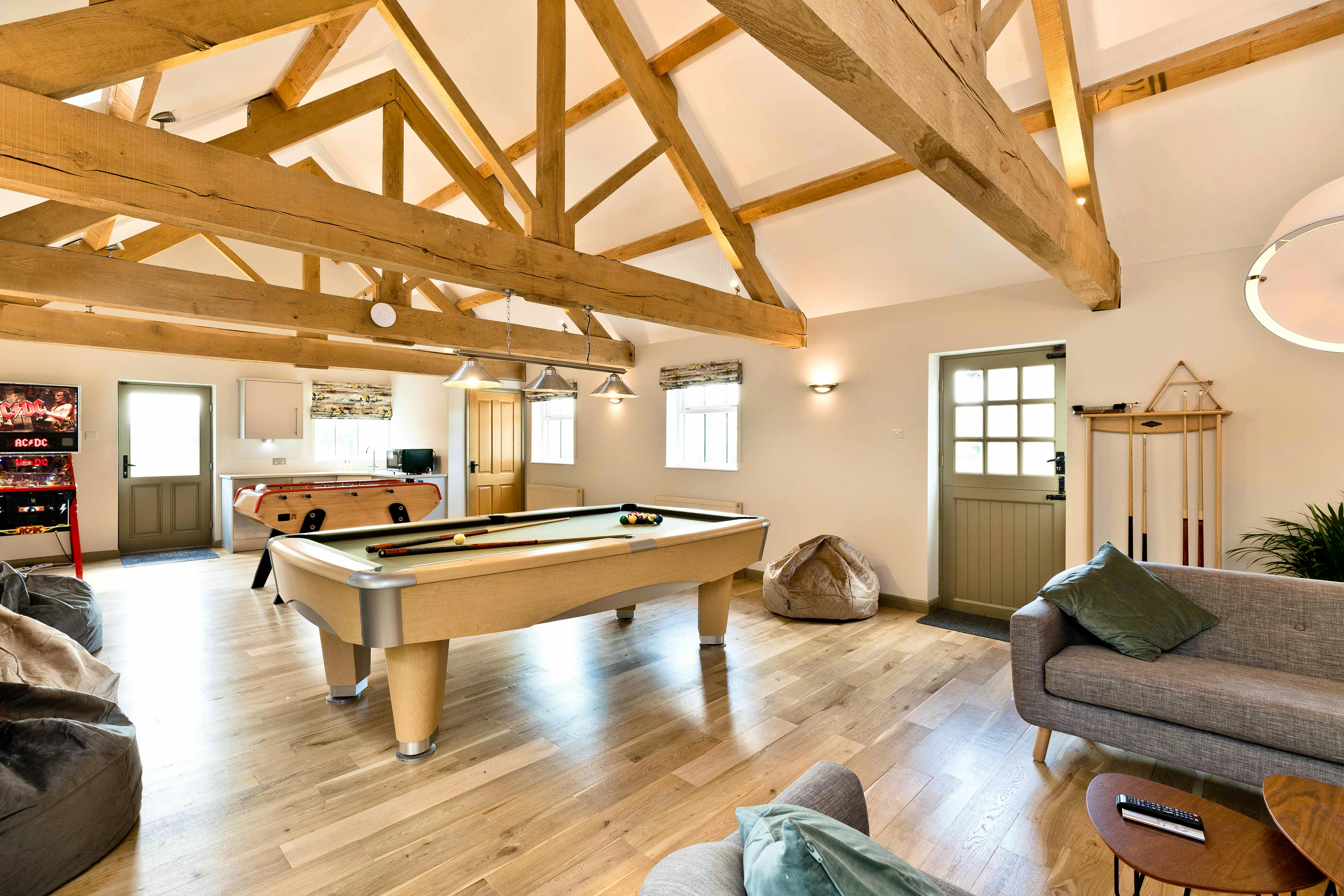 Large games room with pool table