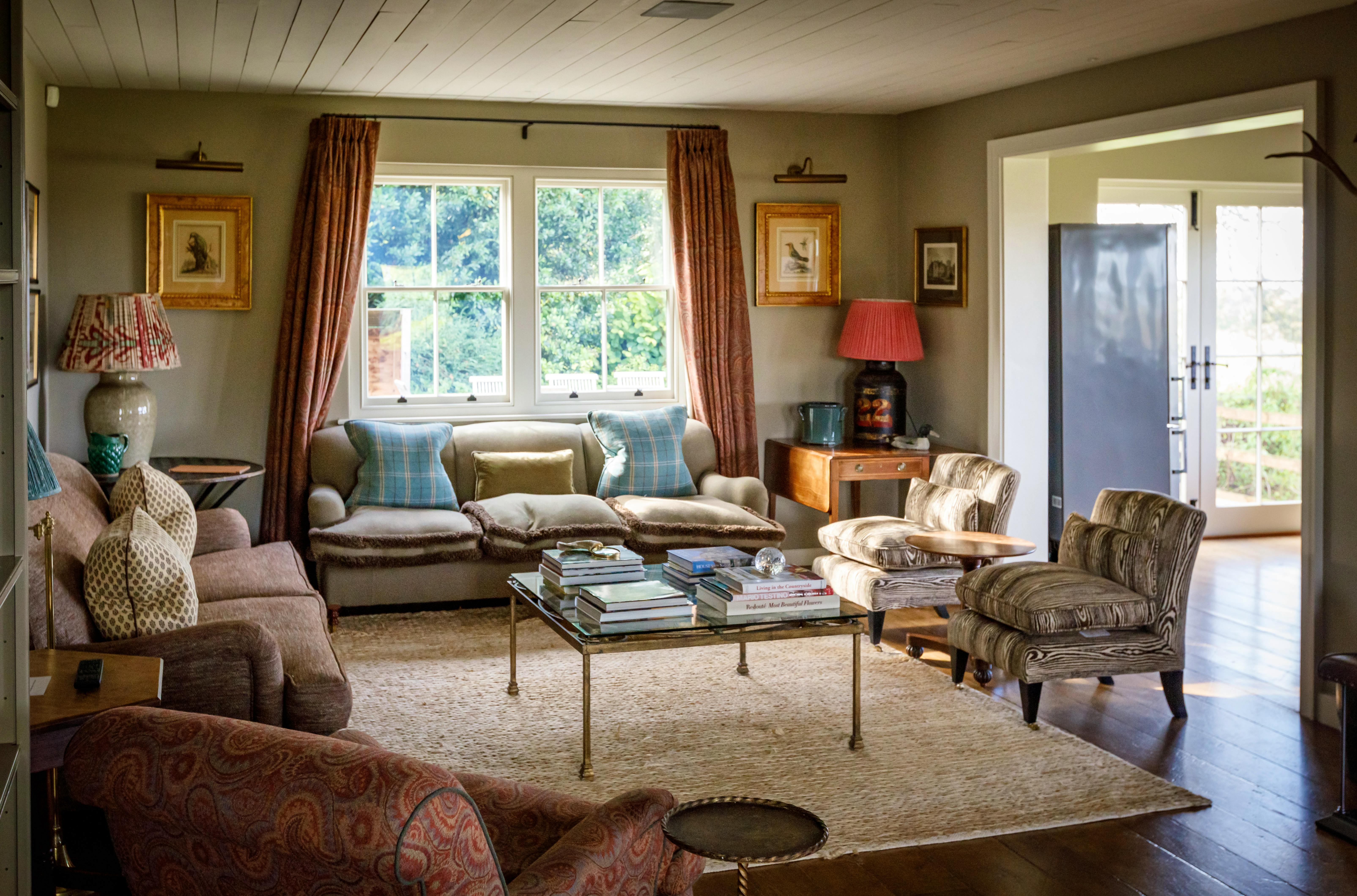 Large open sitting room