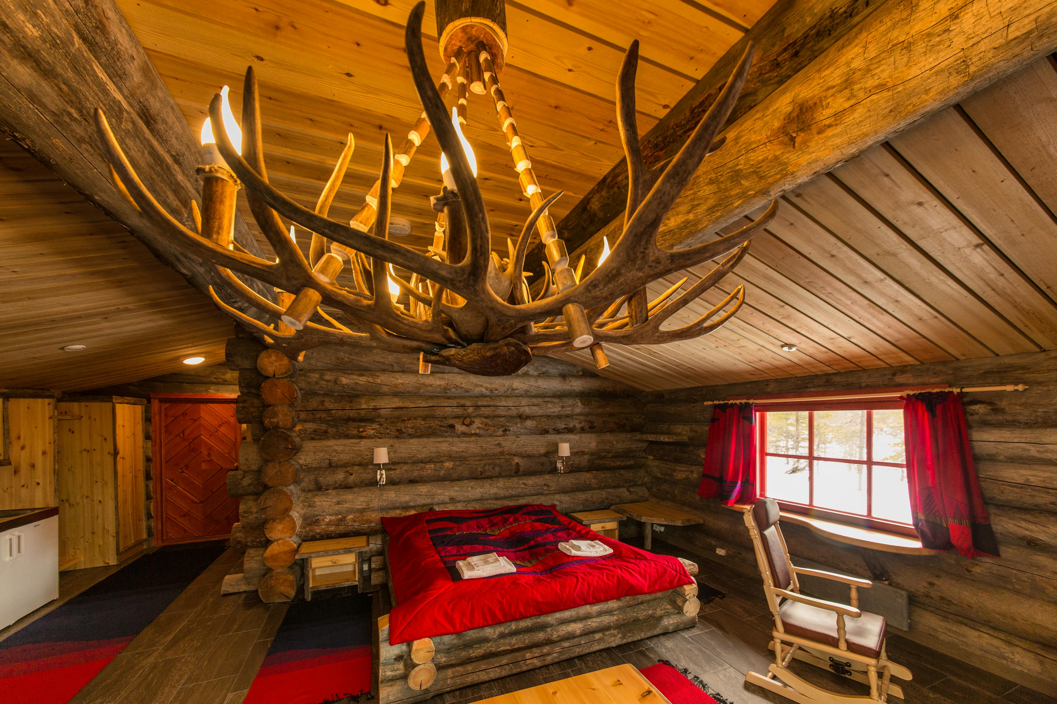 Kakslauttanen Arctic Resort<br />www.kakslauttanen.fi