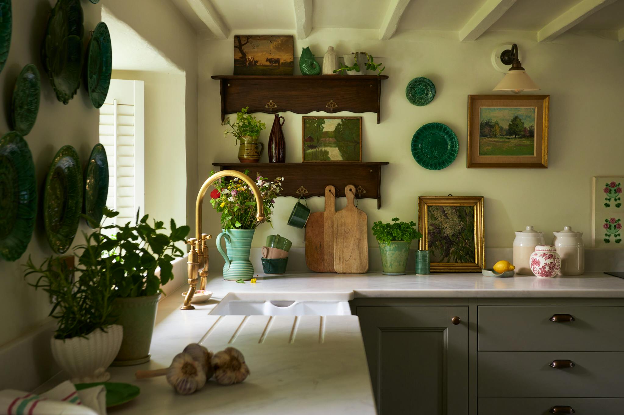 Devol kitchen fittings