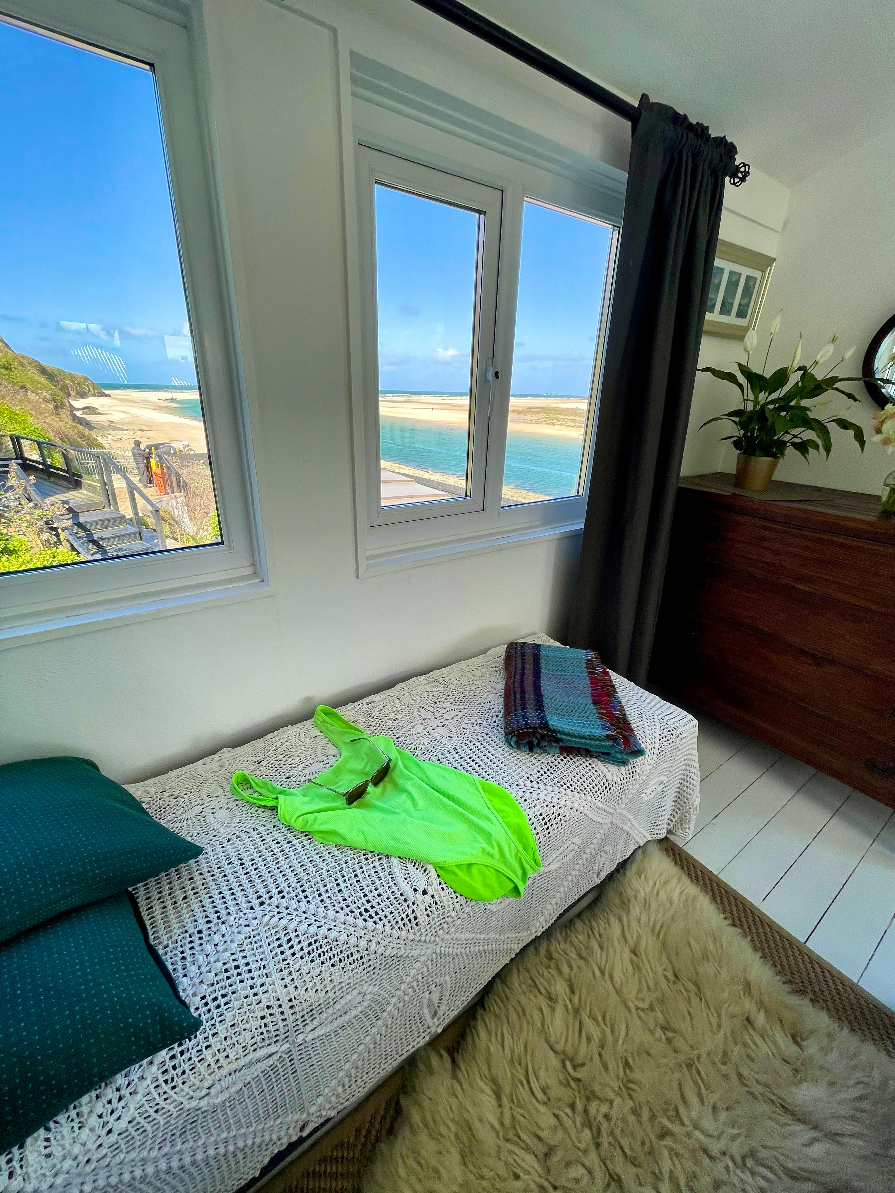 Master Bedroom Sea View