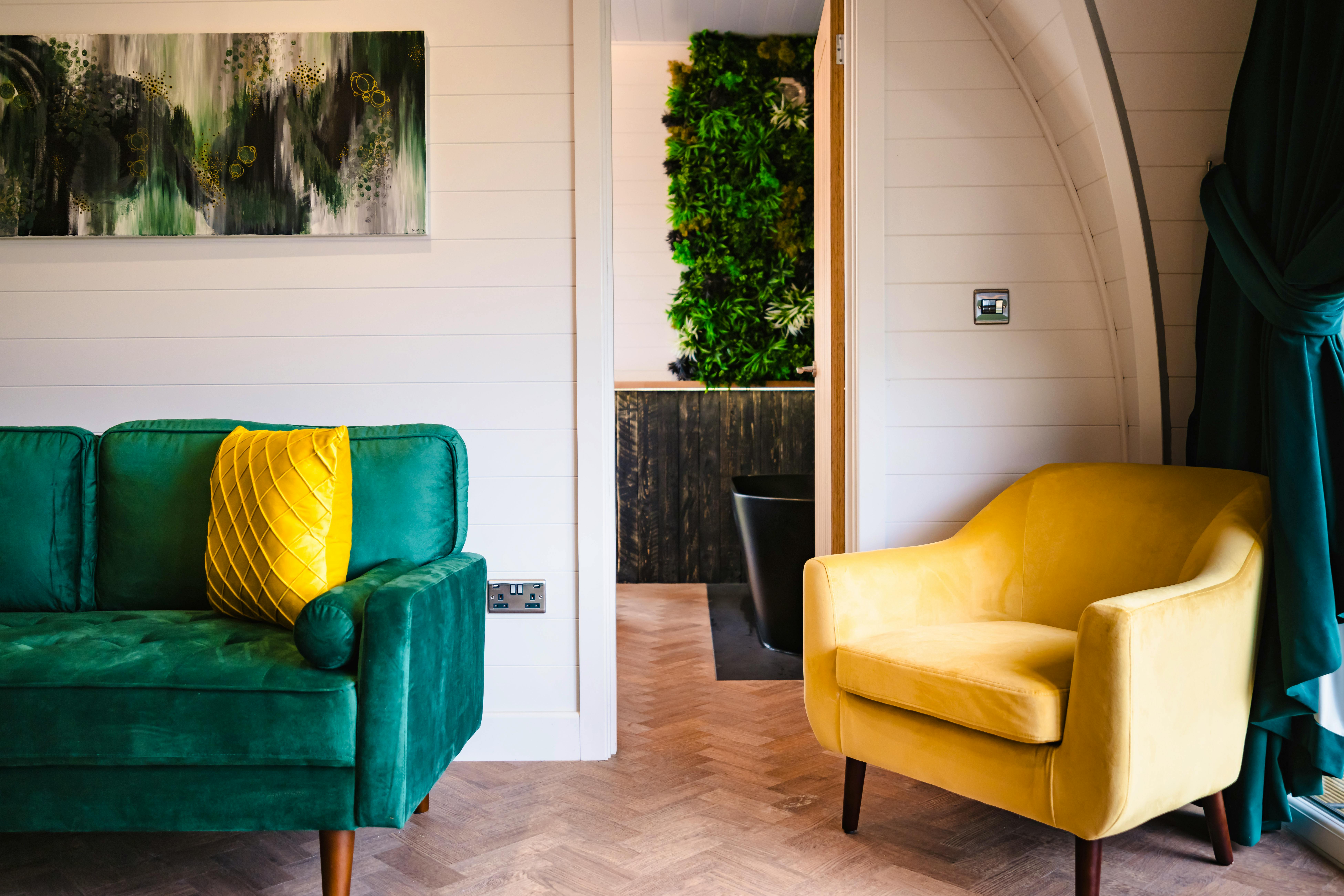 Is that a Bath i see?