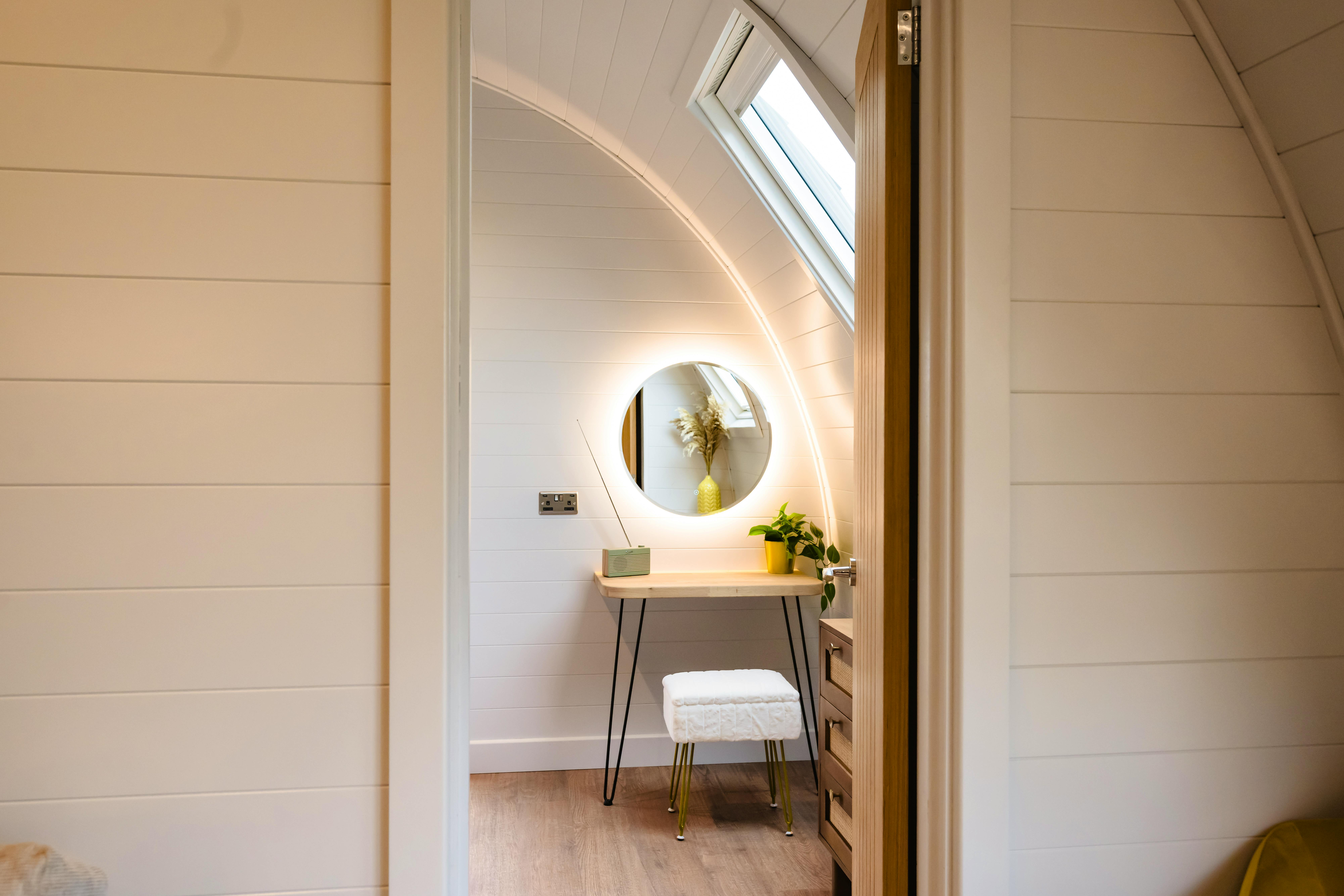 Fallow Lodge - Dressing Table