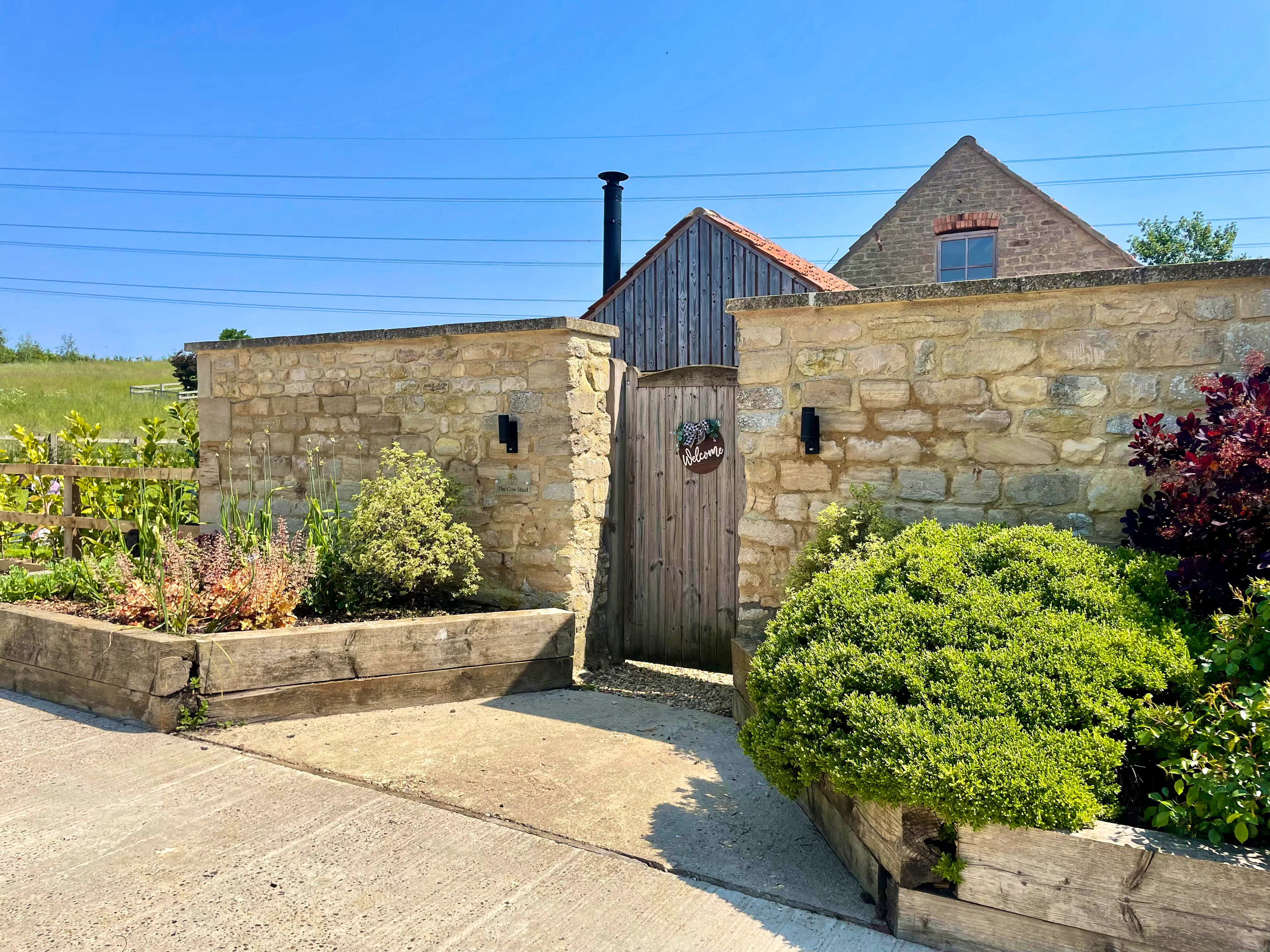 The Cow Shed – Luxurious rustic barn conversion in Rutland.