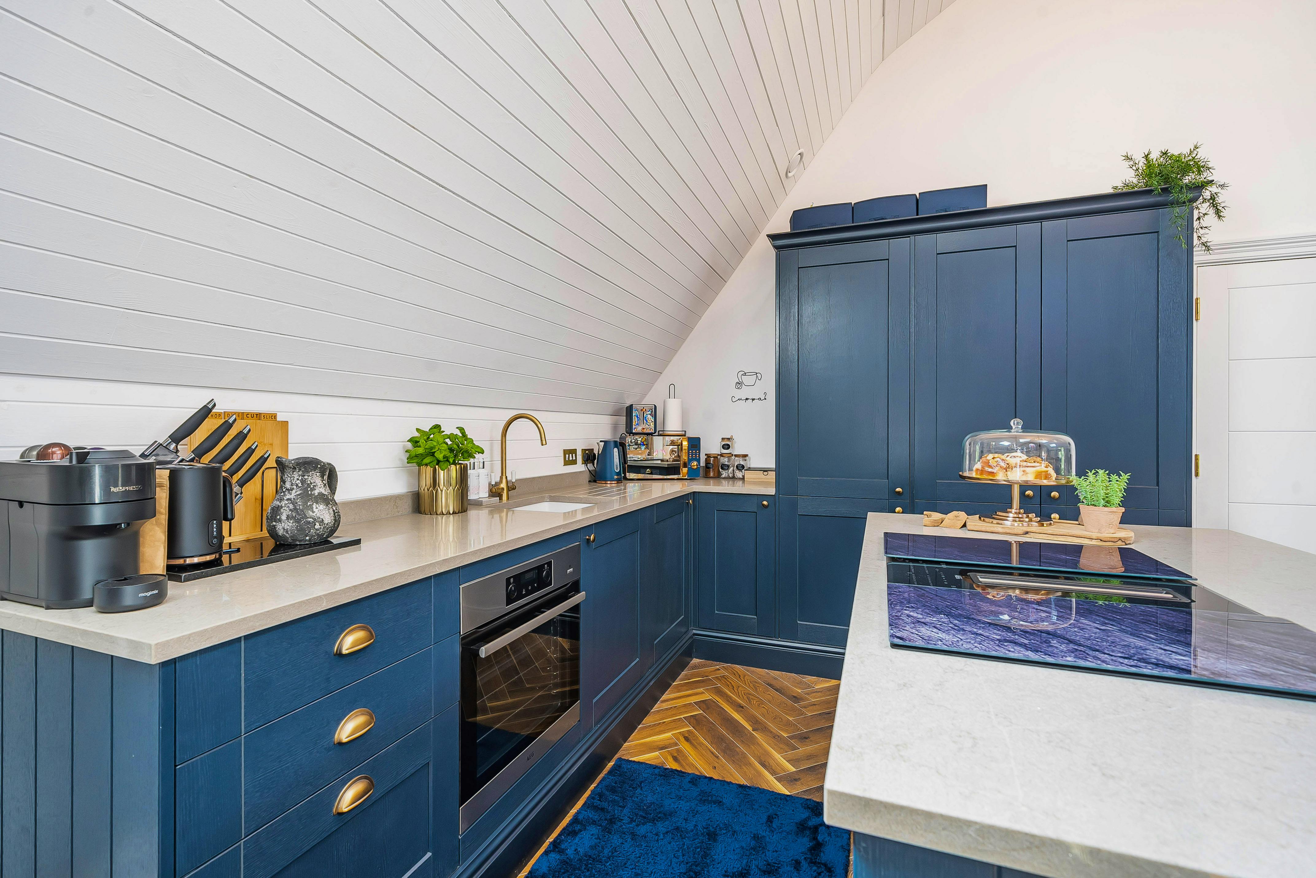 Kitchen with built in appliances 