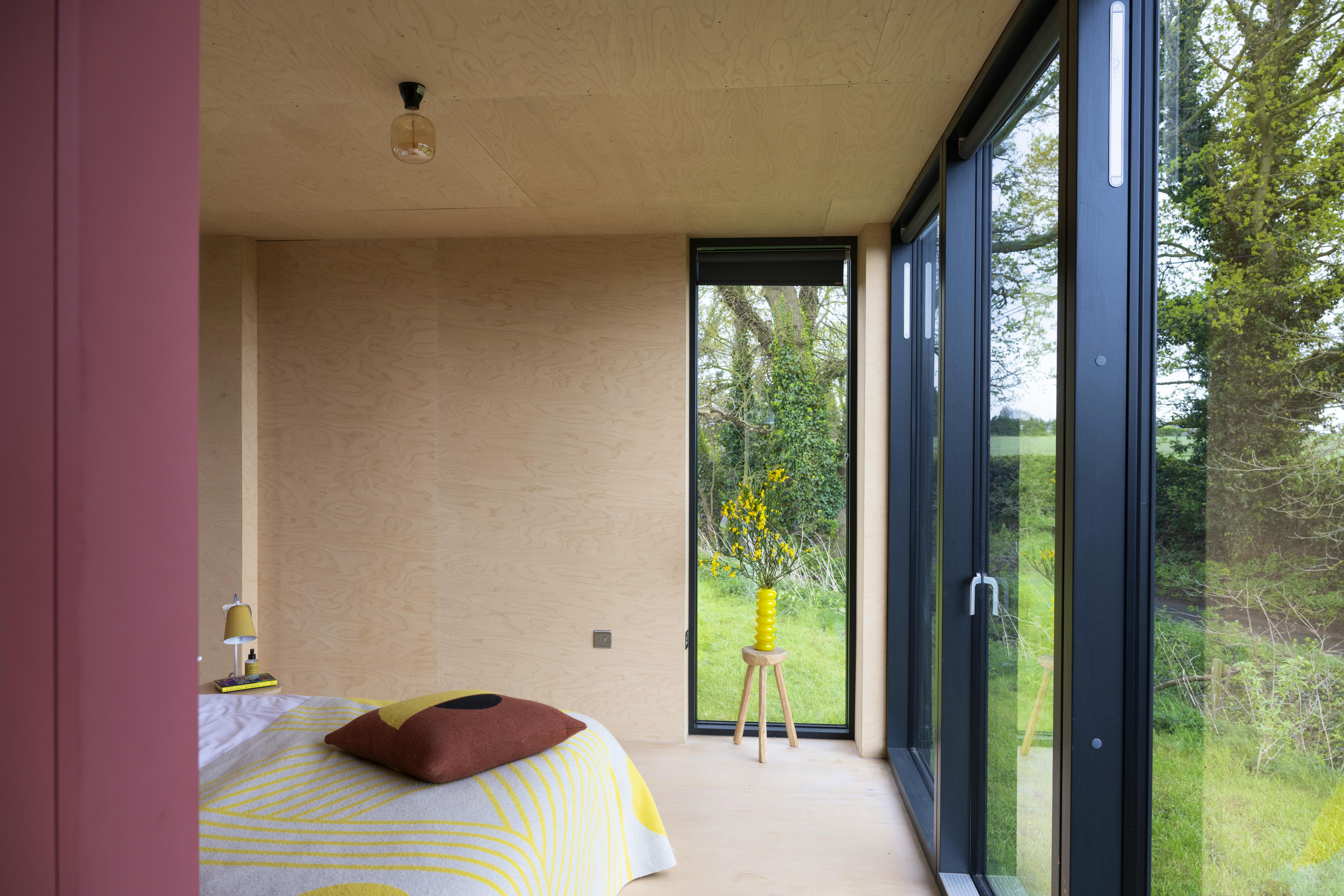 Double with snug/study/yoga