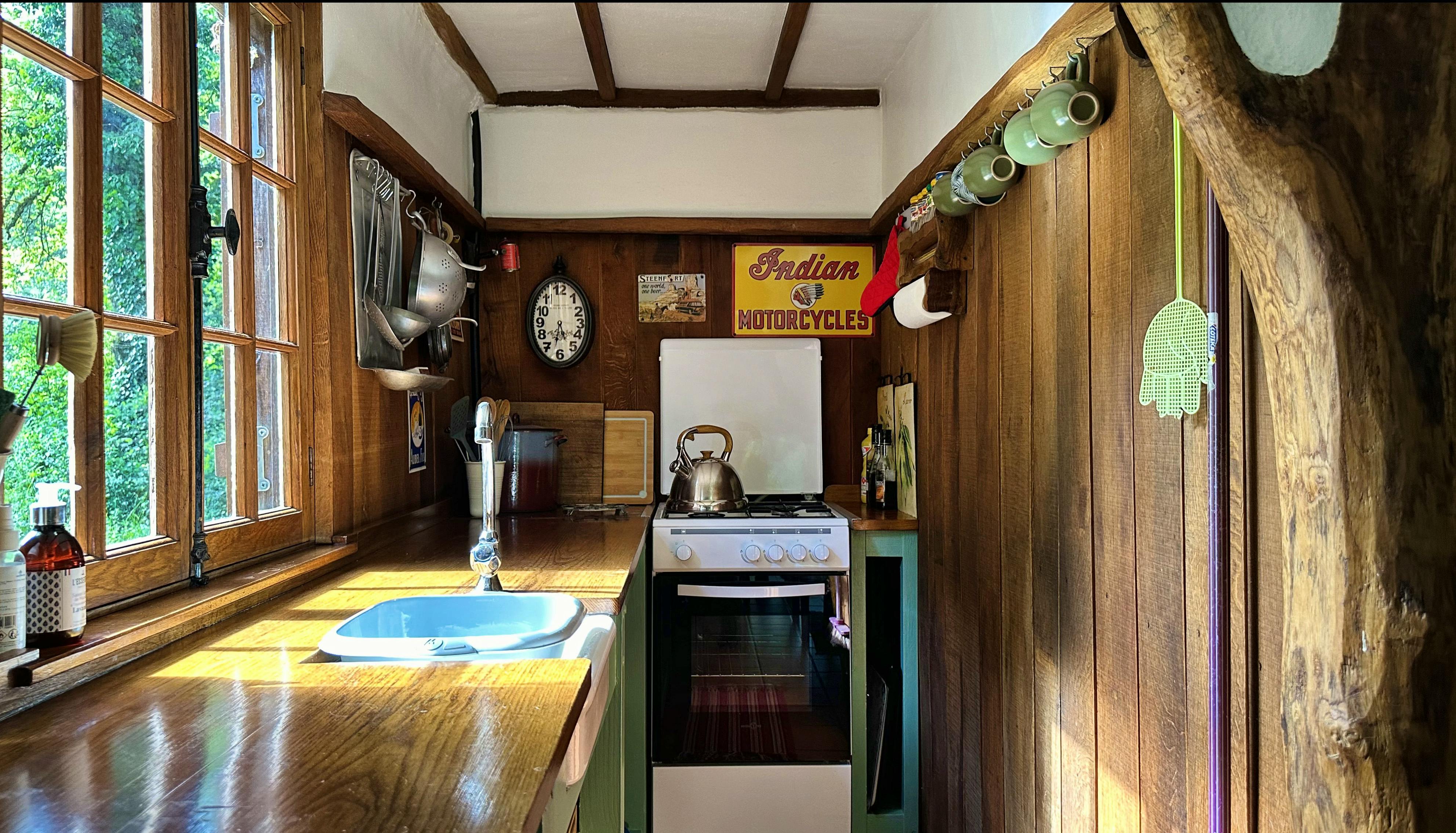 Kitchen at Fisherman\'s Cabin France