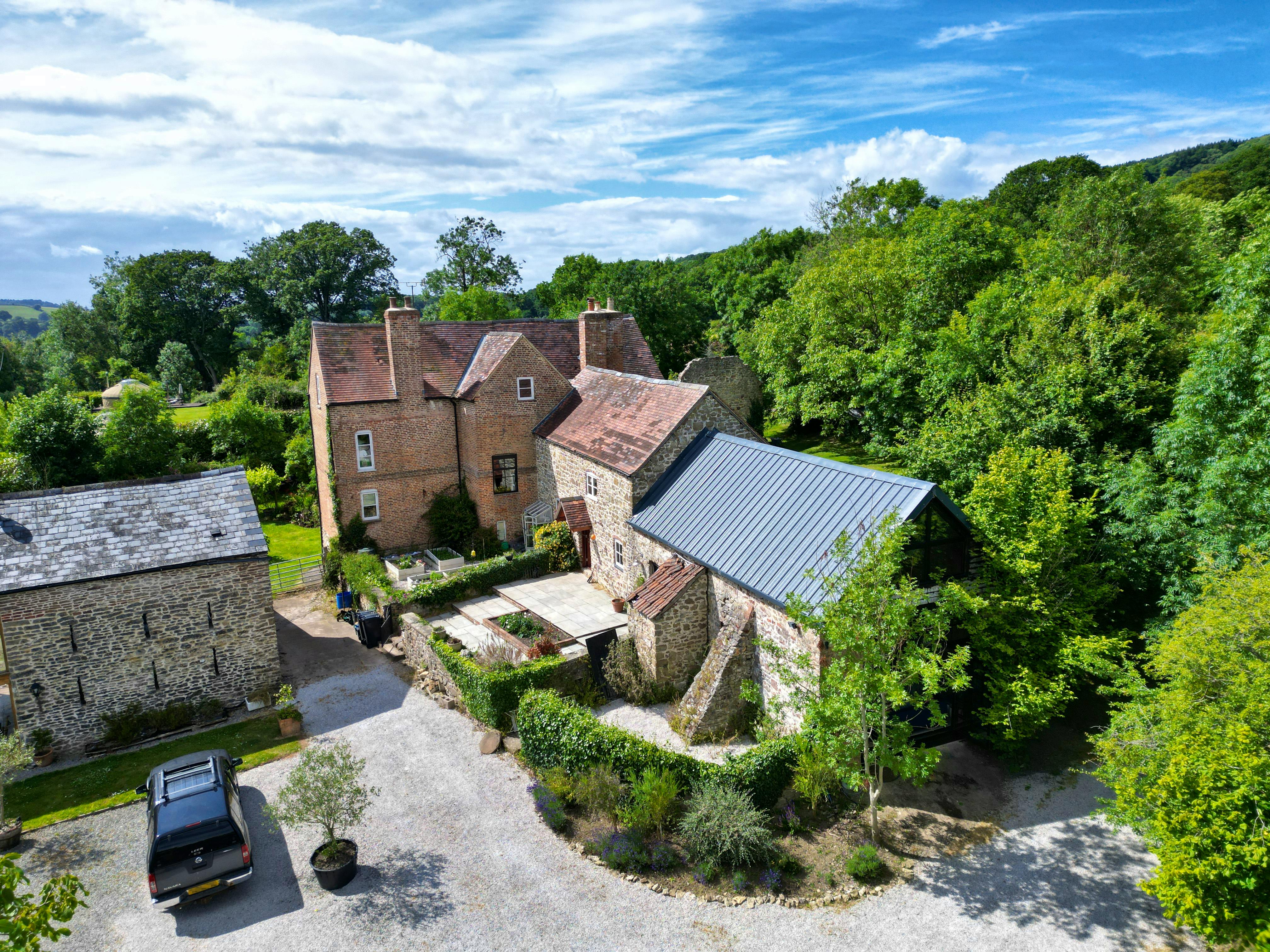 Games room - end house