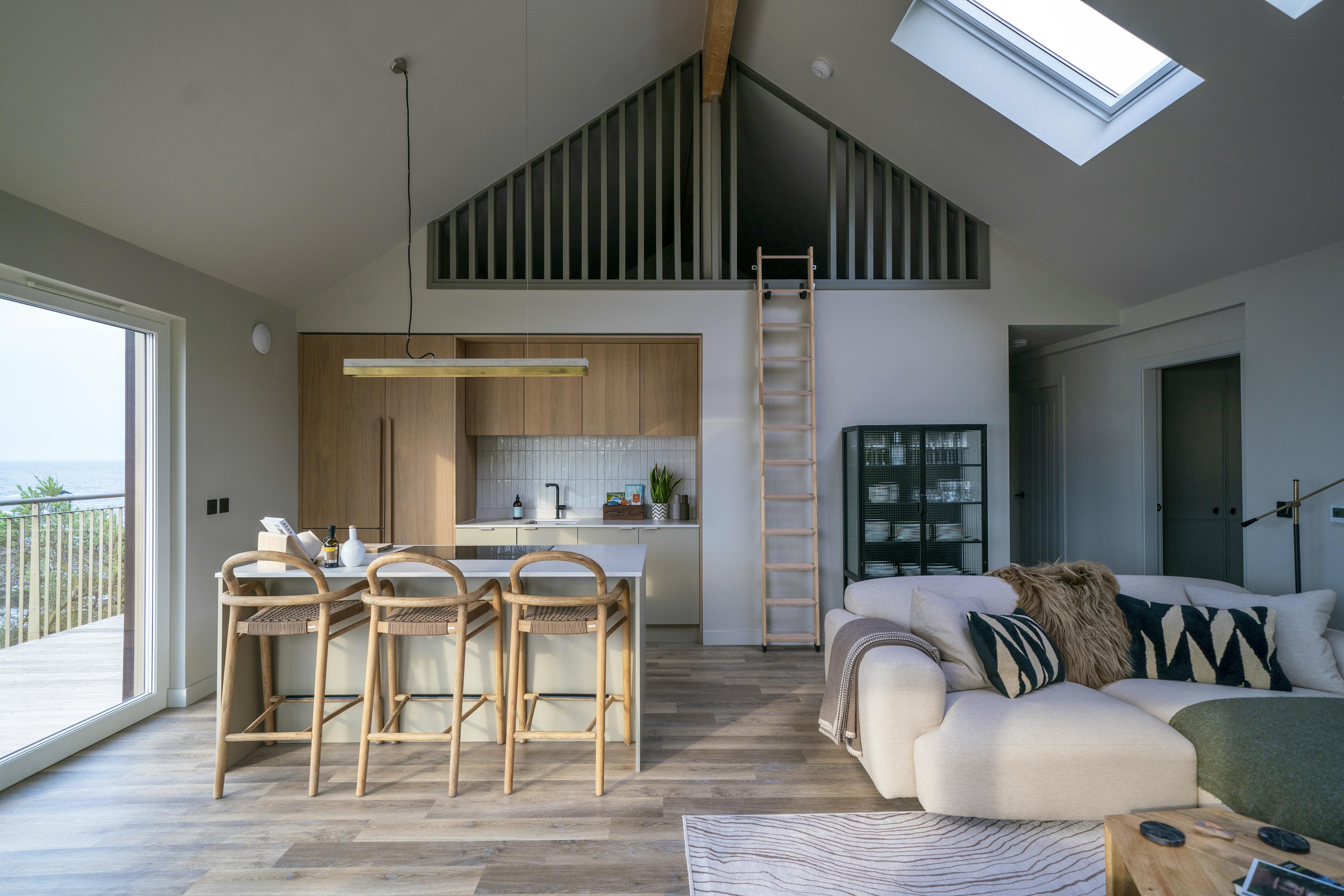 The Lookout - Image 2