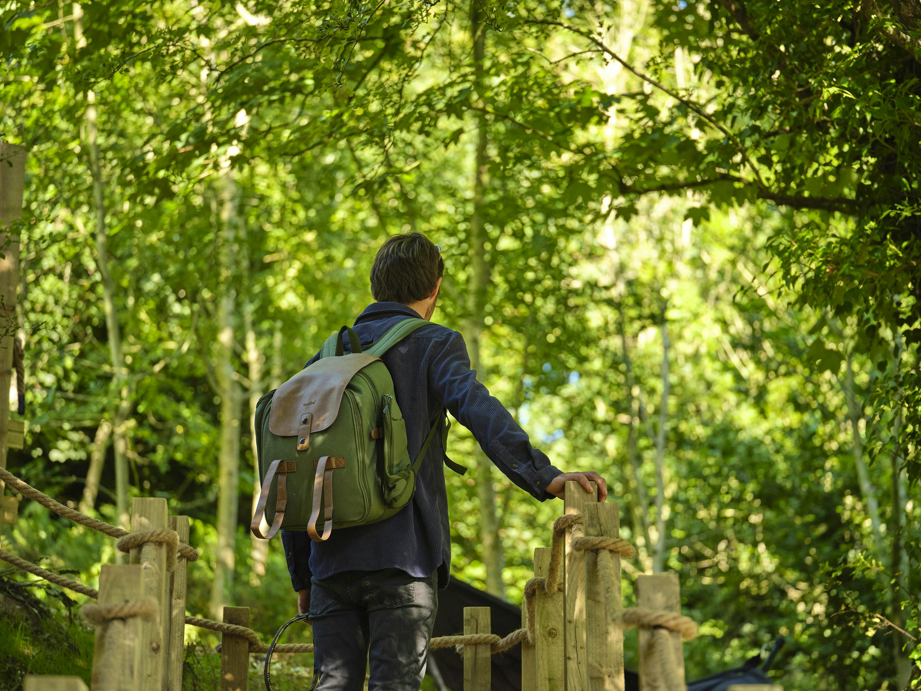 Picnic bagpack to explore the land