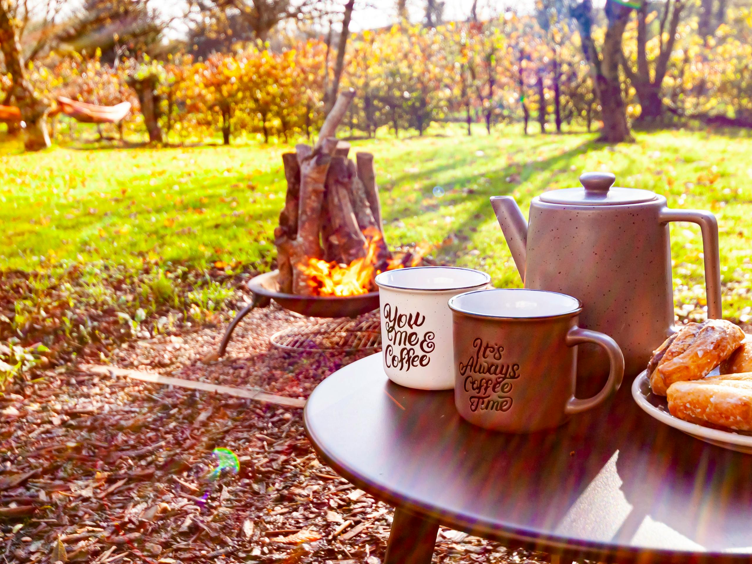 Breakfast by the fire