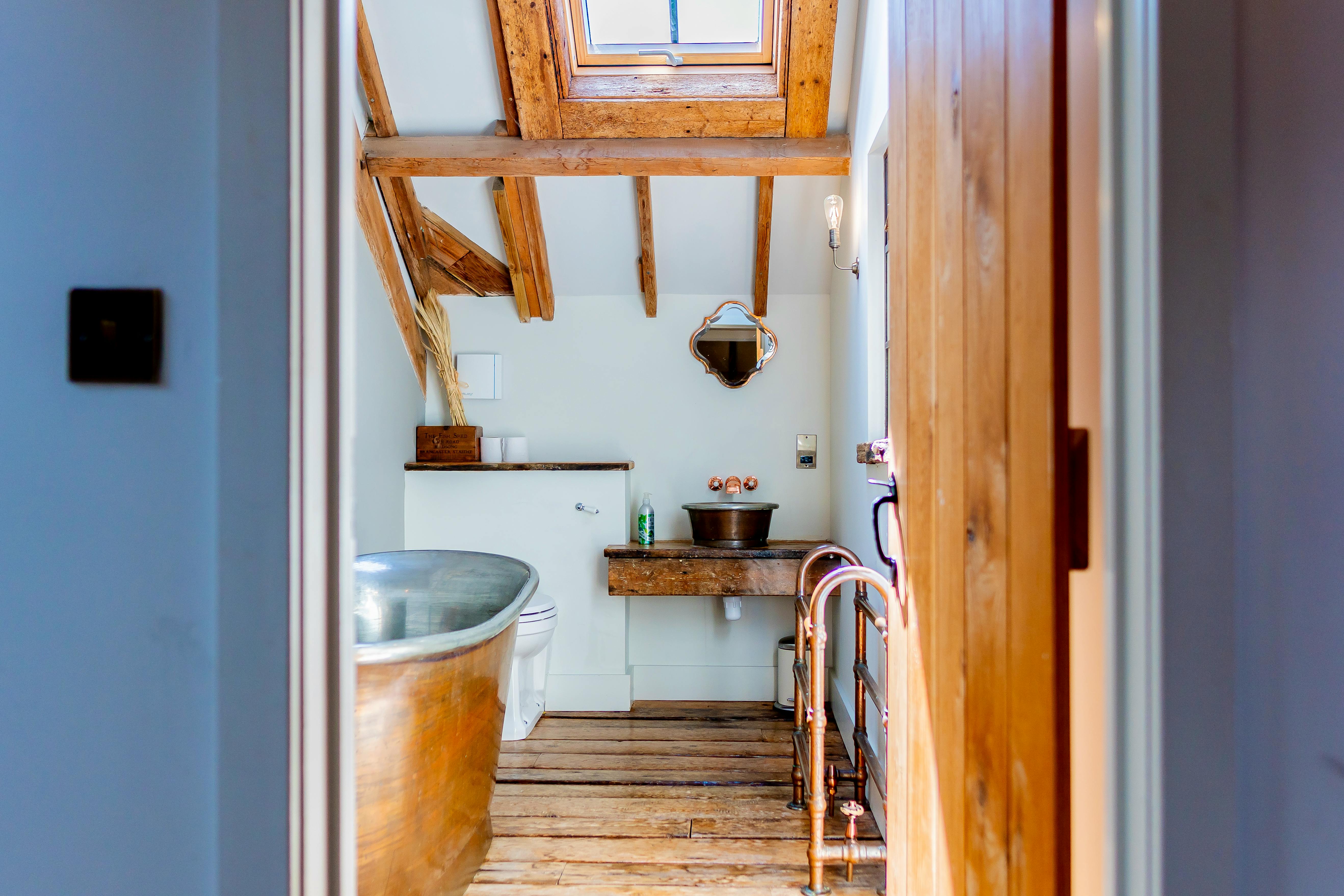 Hay Loft bathroom