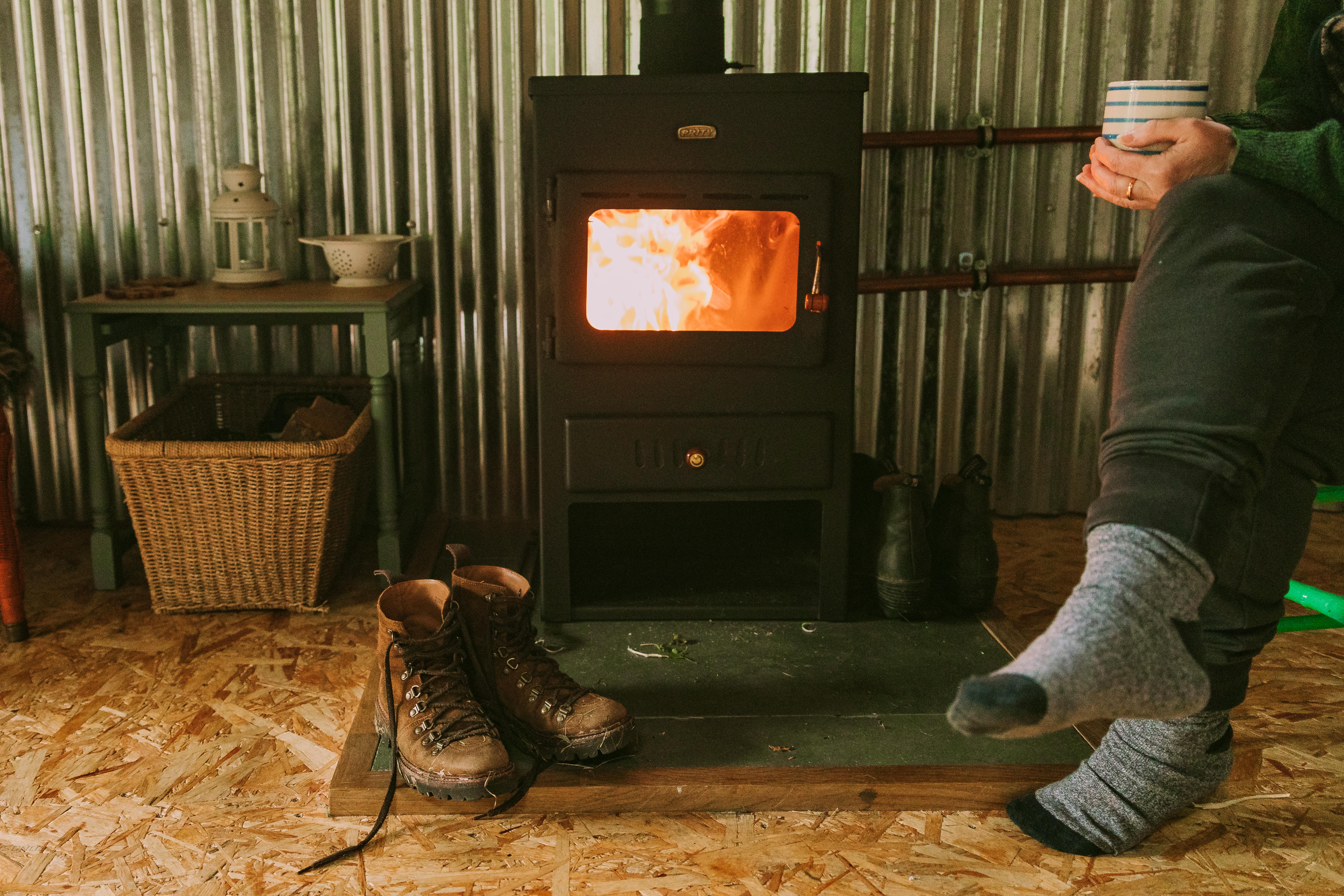 Cabin 1 - woodburner