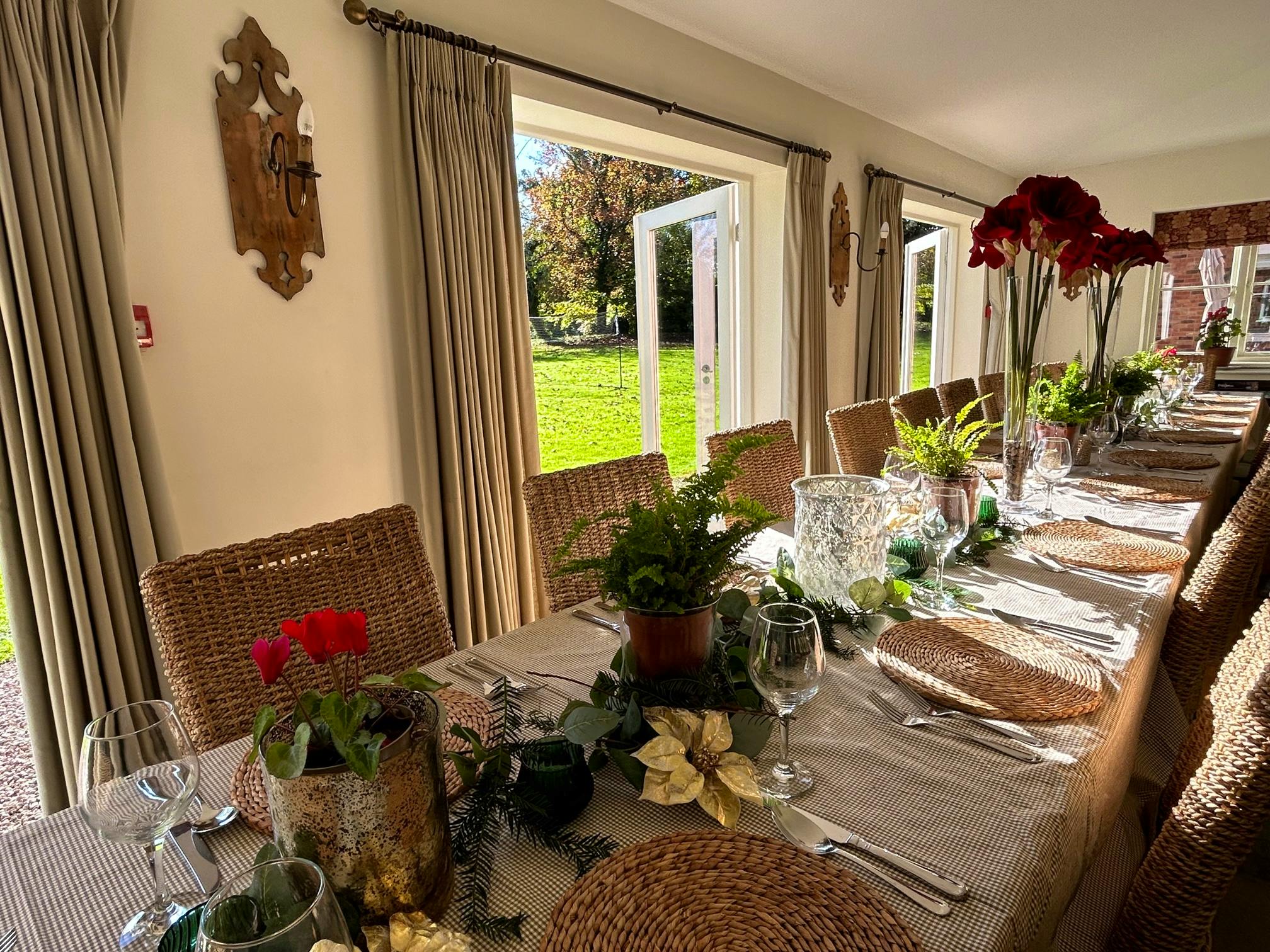 Dining area ready for Christmas