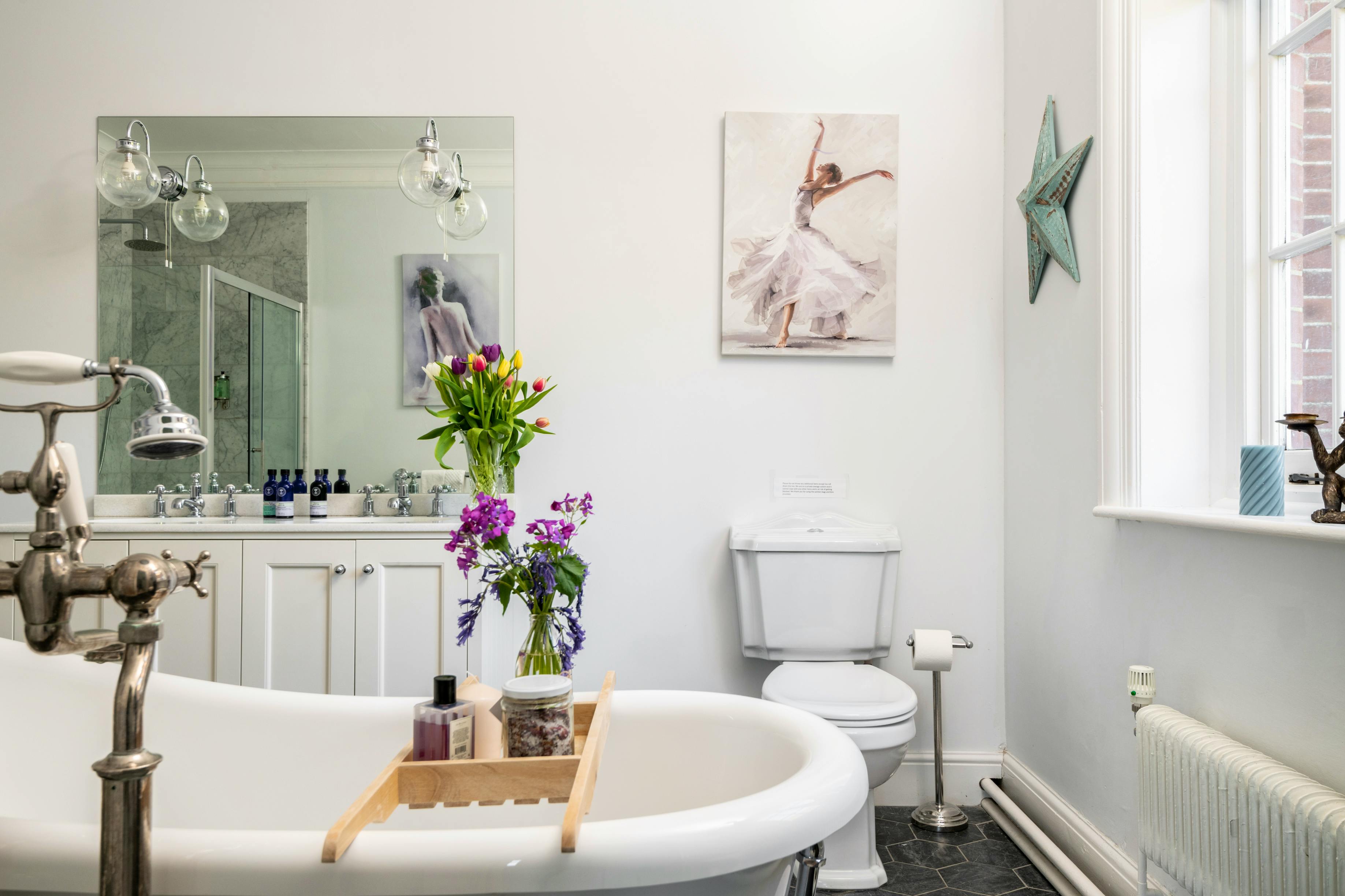 Slipper bath in master ensuite