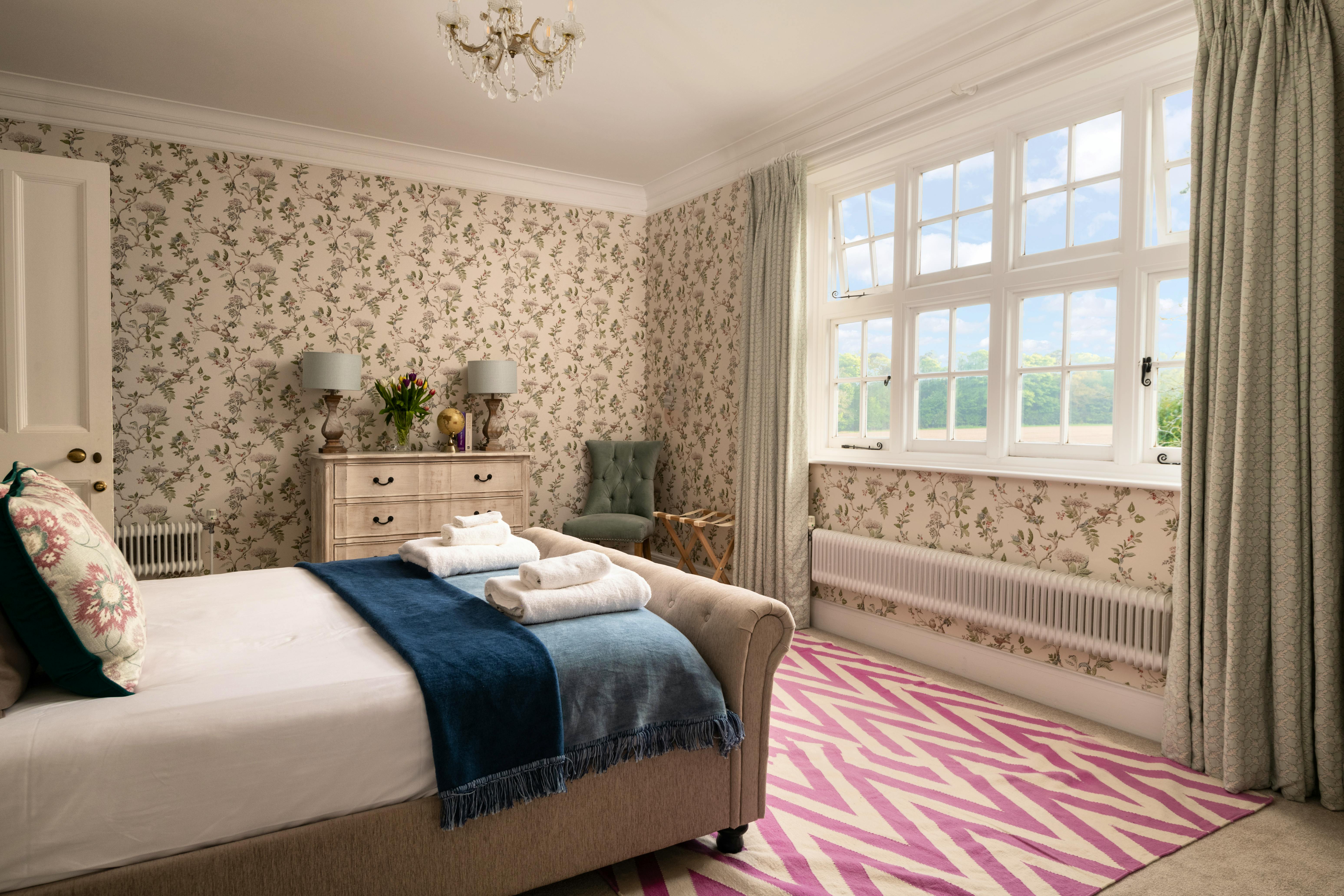 Sleighbed with view of croquet lawn