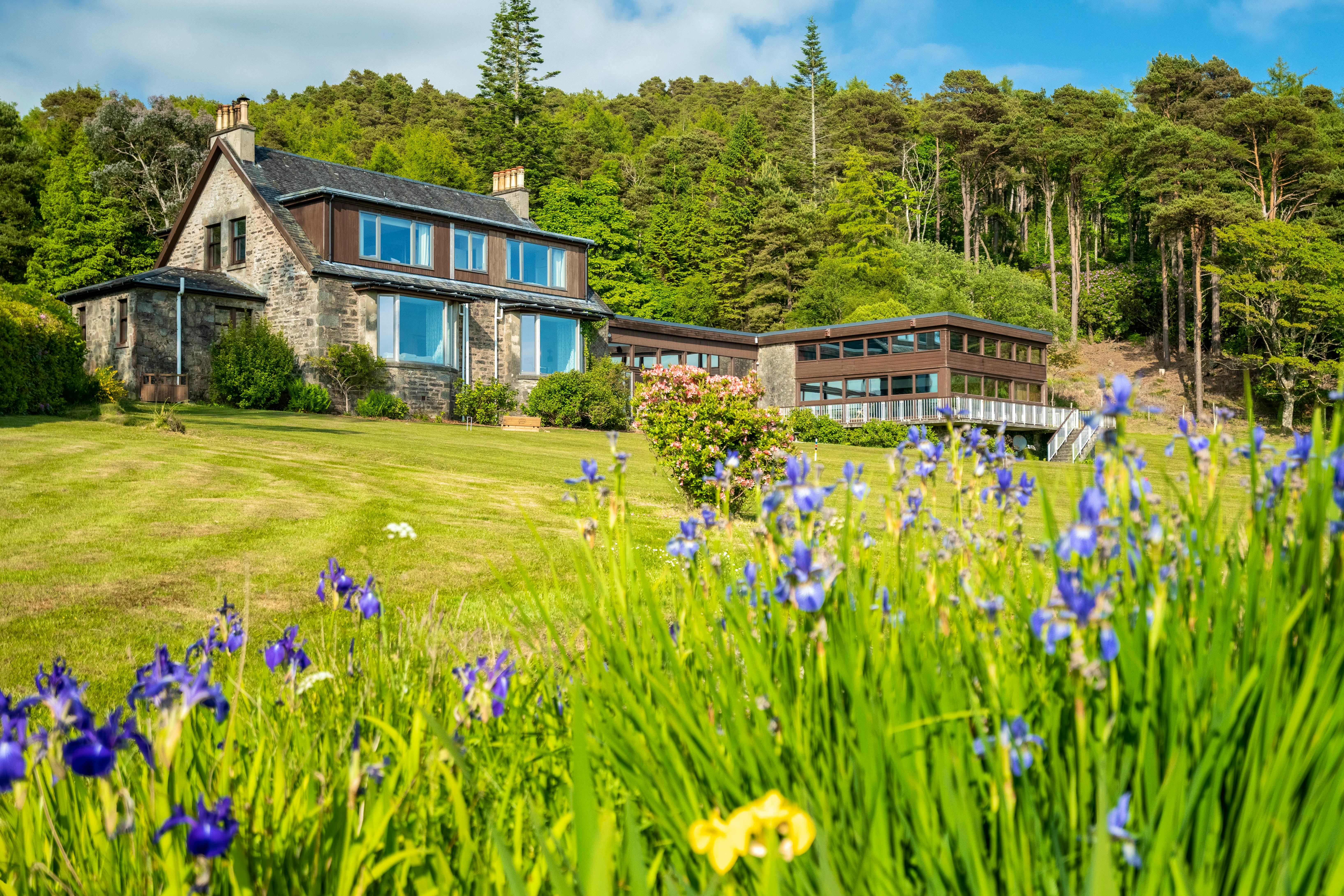Beautiful Lochside Retreats