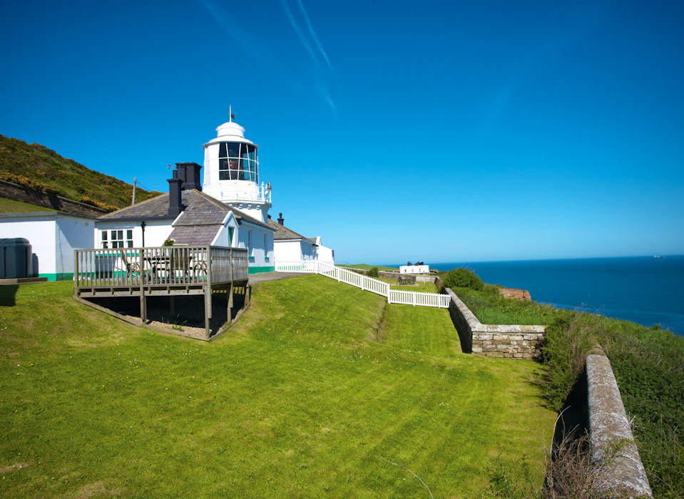 15 Of The Best Lighthouse Stays In The UK 15-of-the-best-lighthouse-stays-in-the-uk