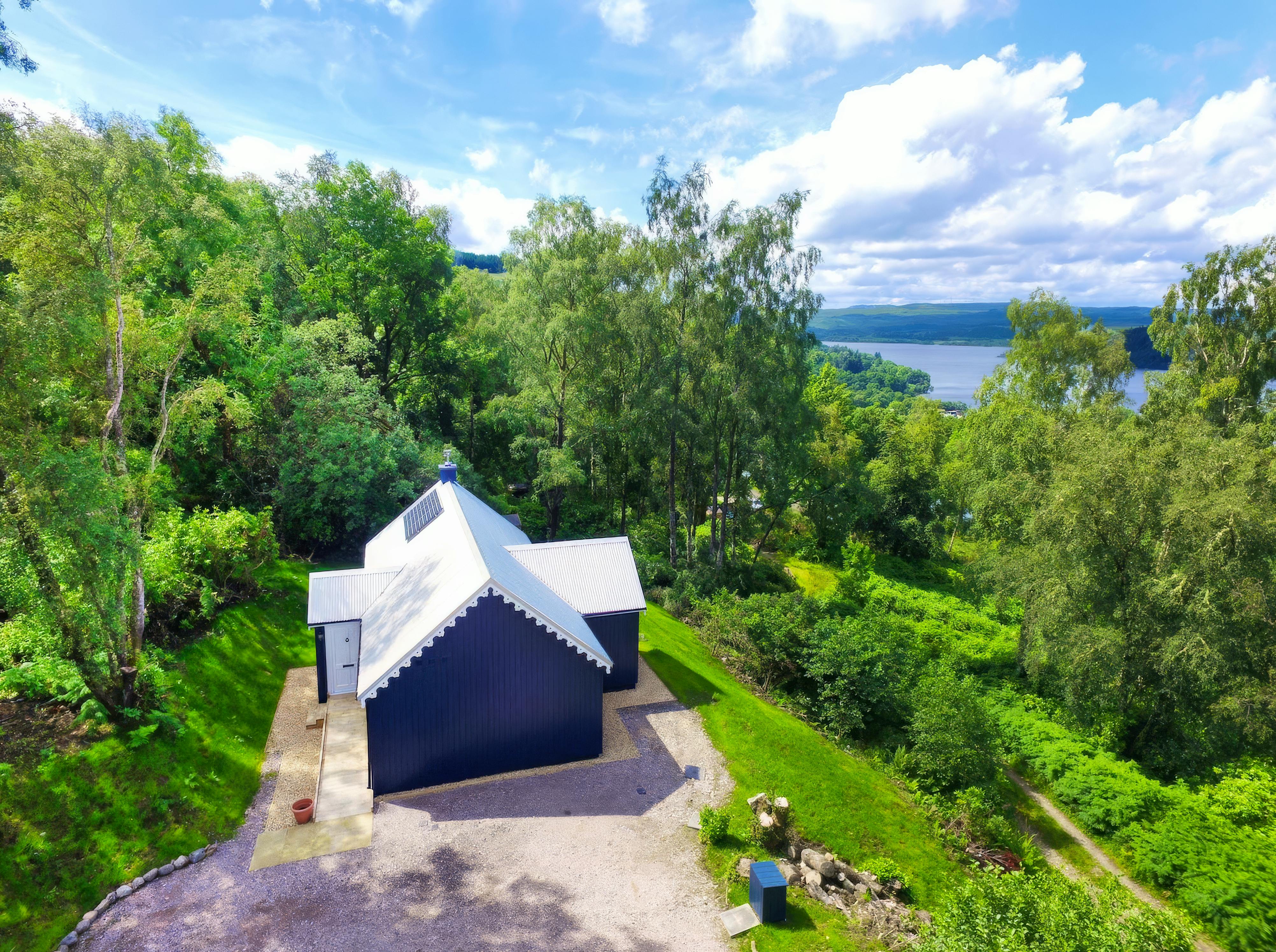 Beautiful Lochside Retreats