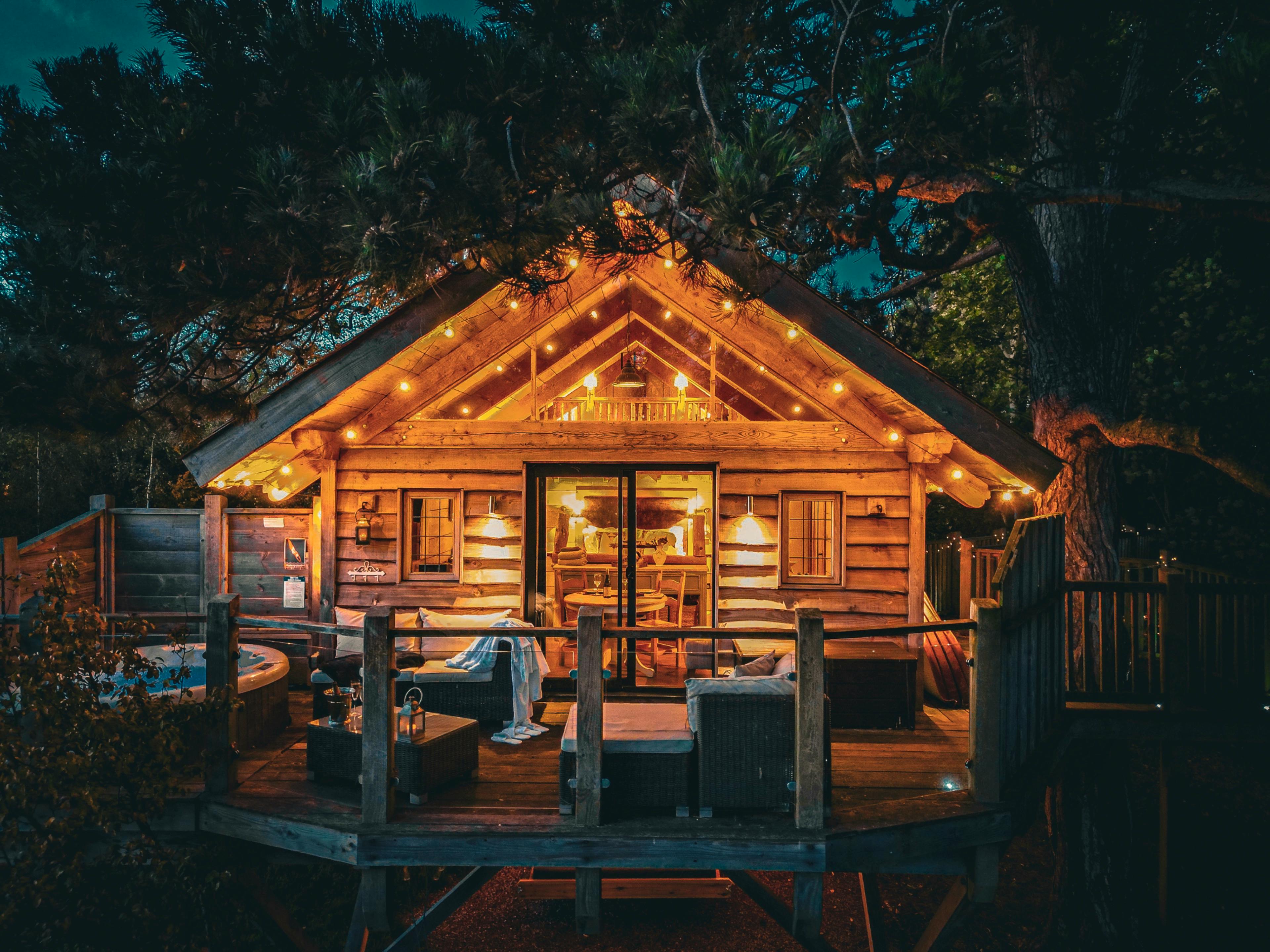 Cutest Cotswolds Hideaways