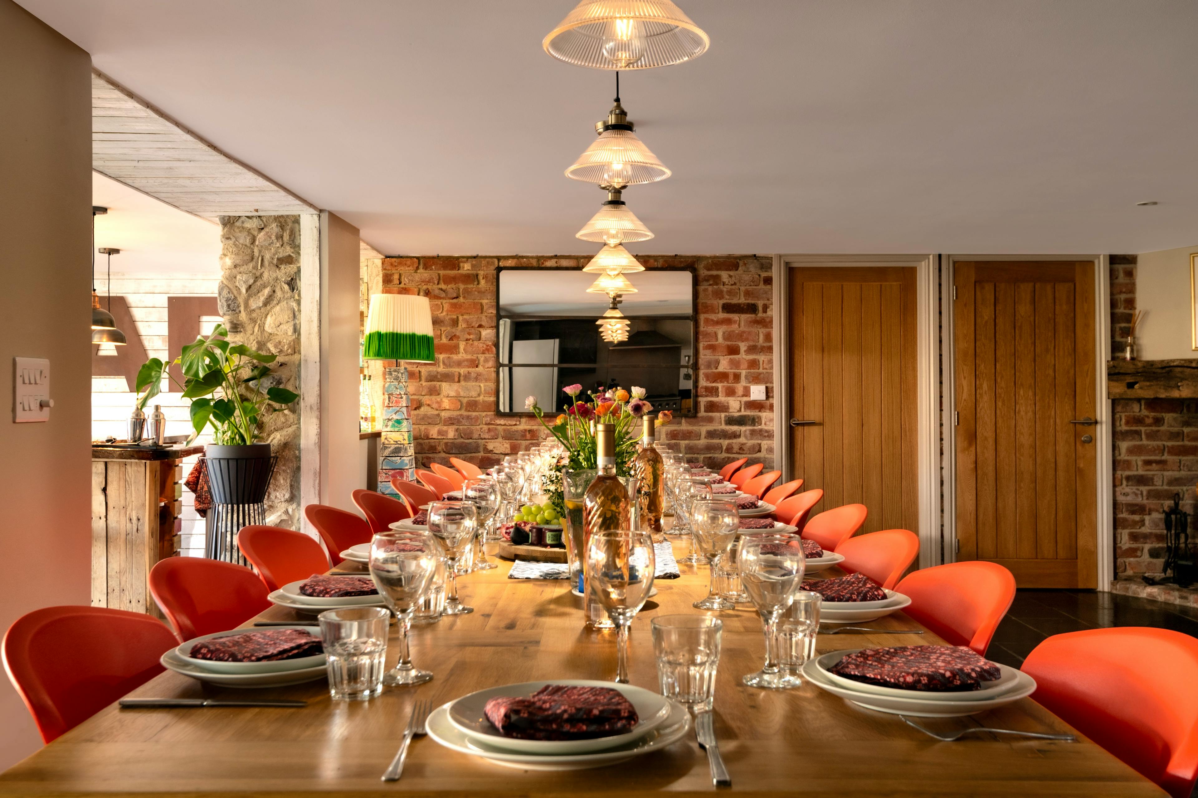 Dining for up to 34 Guests
