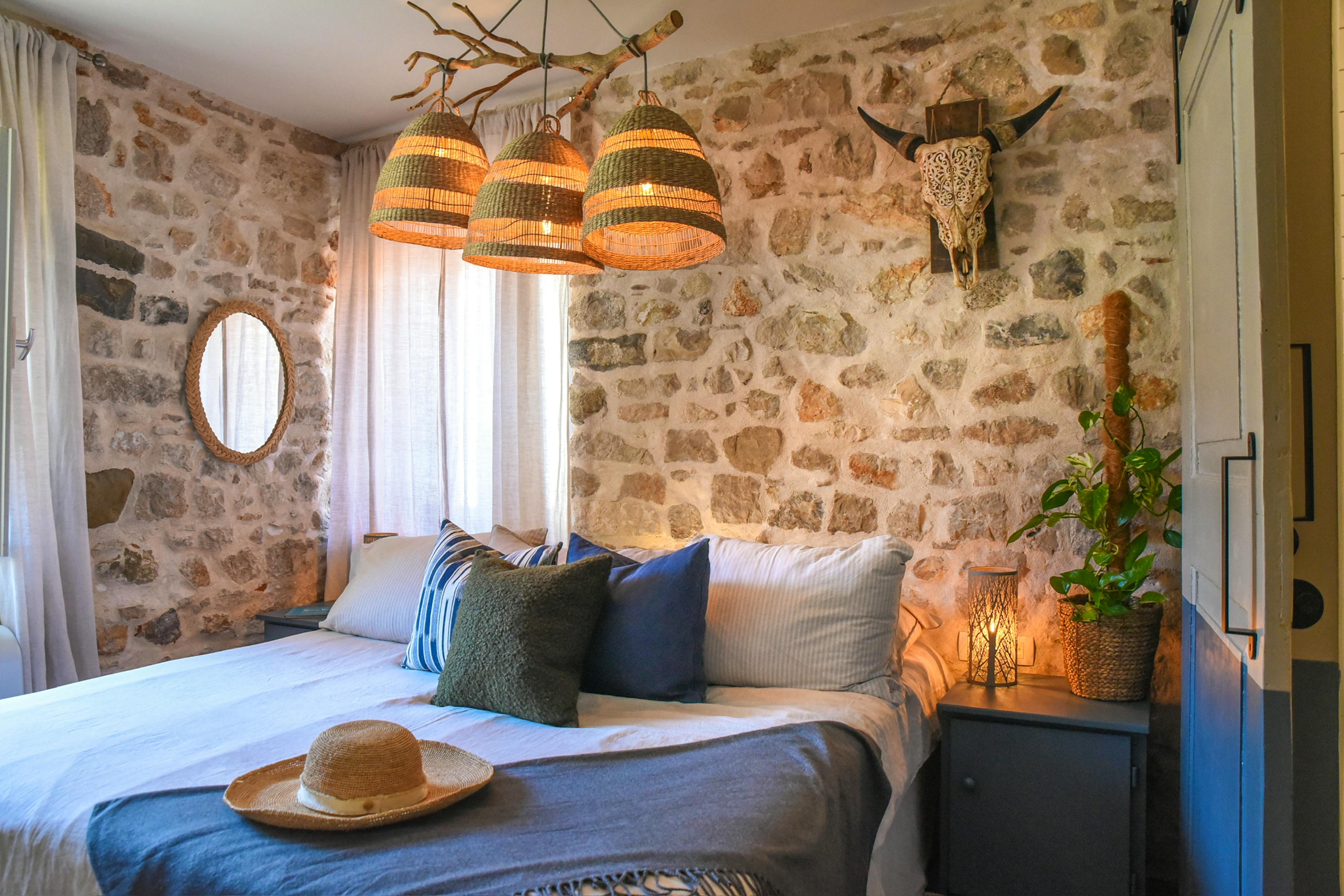 Hidden House - Image 3