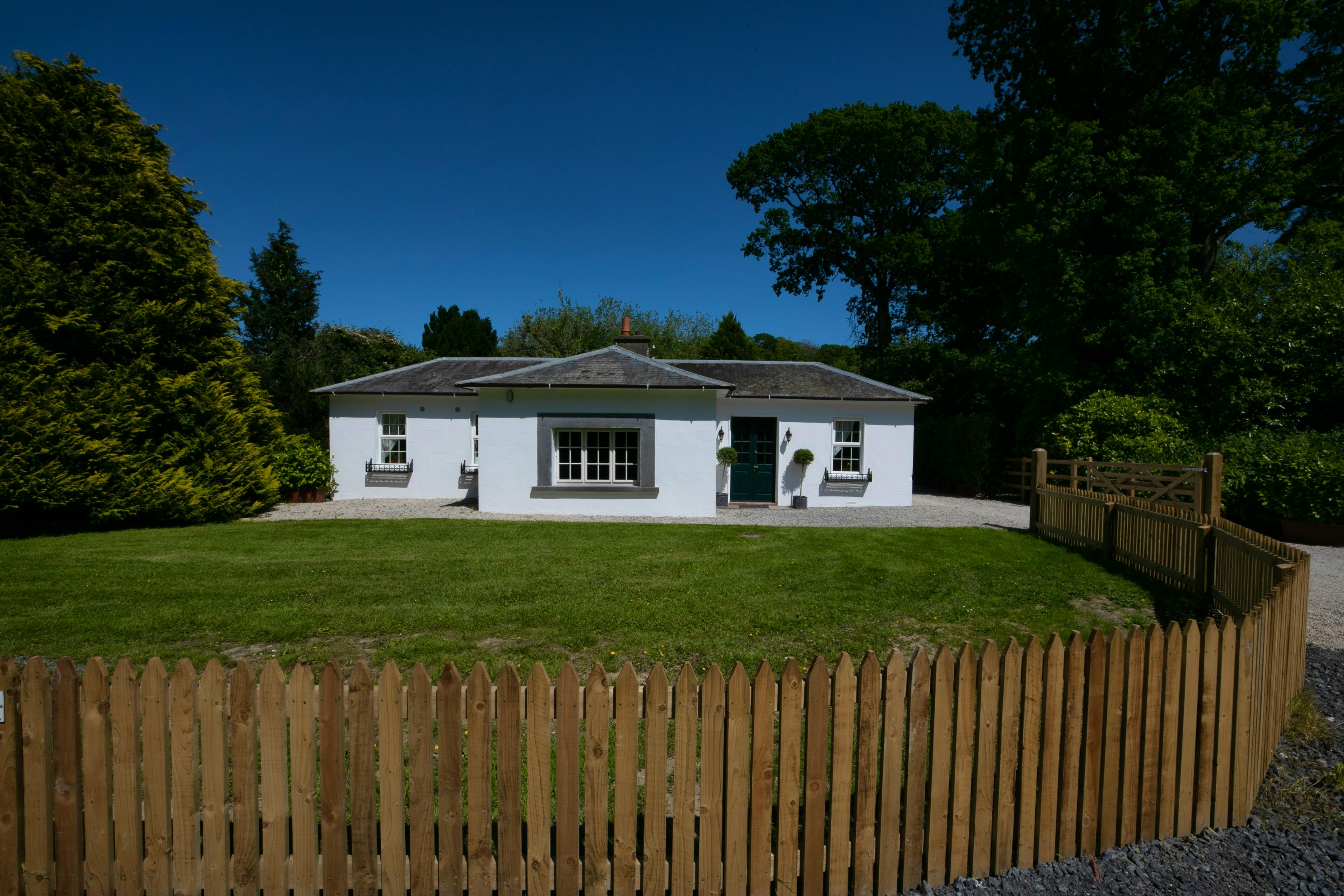 Damson Gate Lodge - Image 4