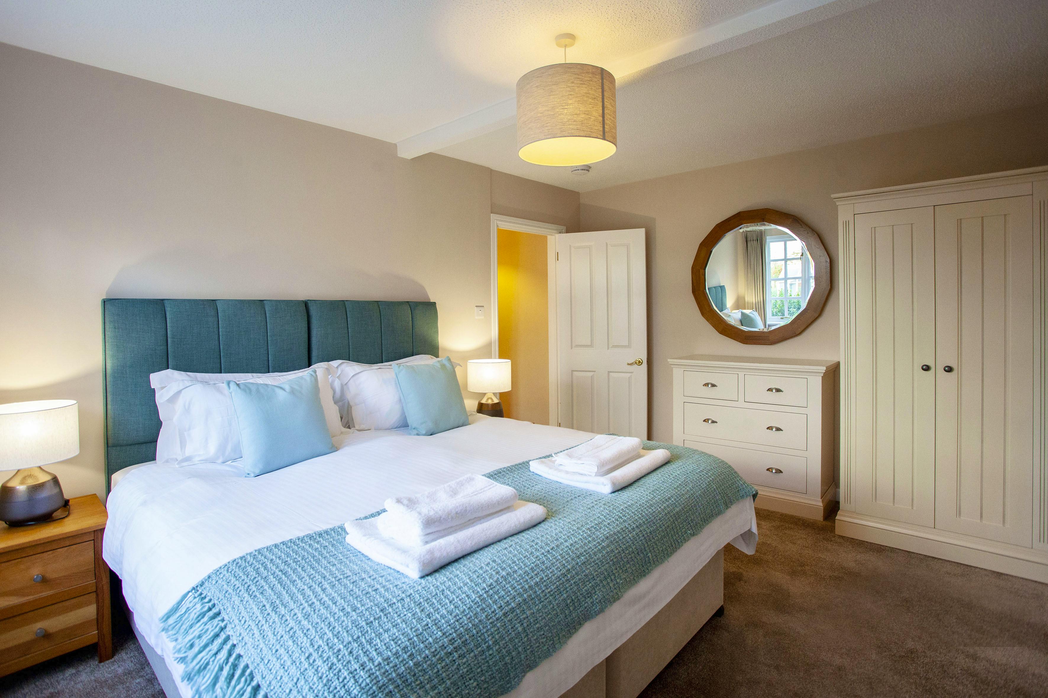 Farmhouse Oak bedroom