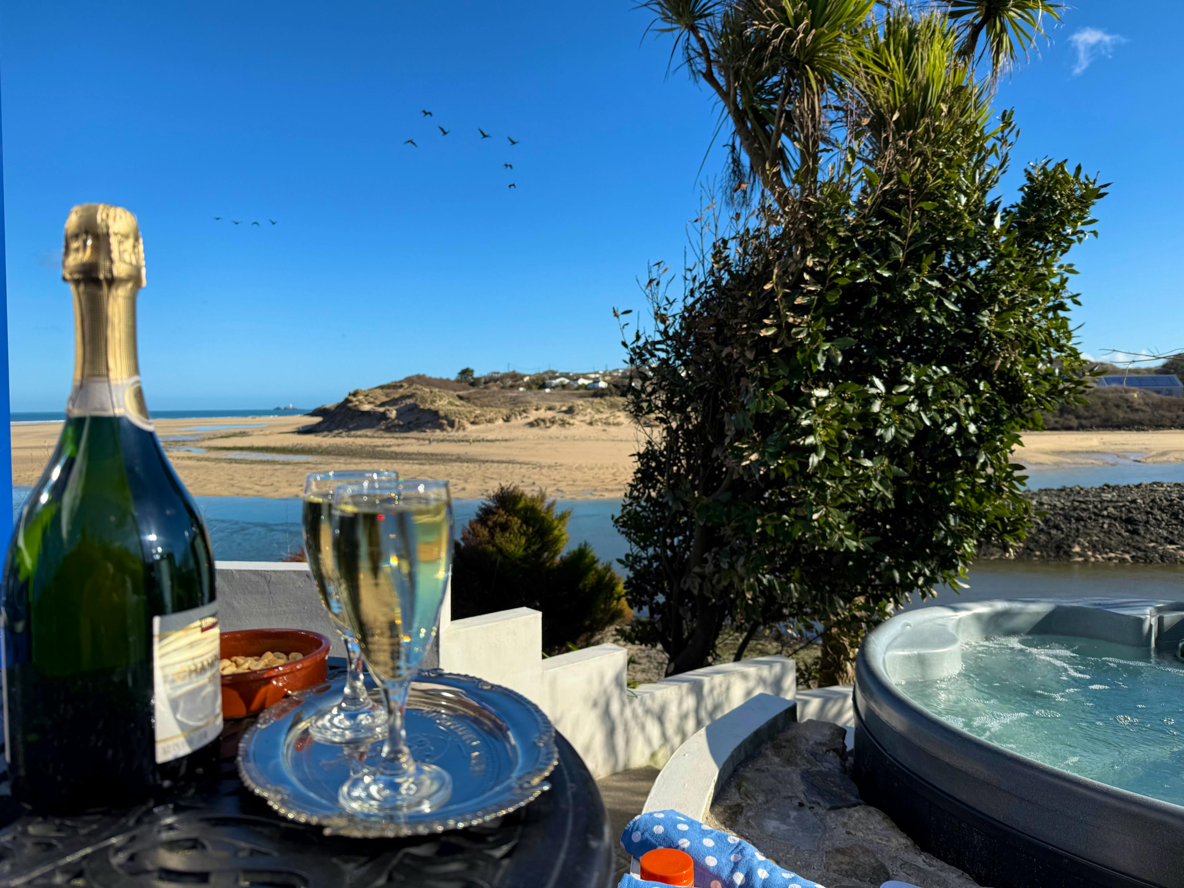 *New * Beach/Seaview Hot Tub 