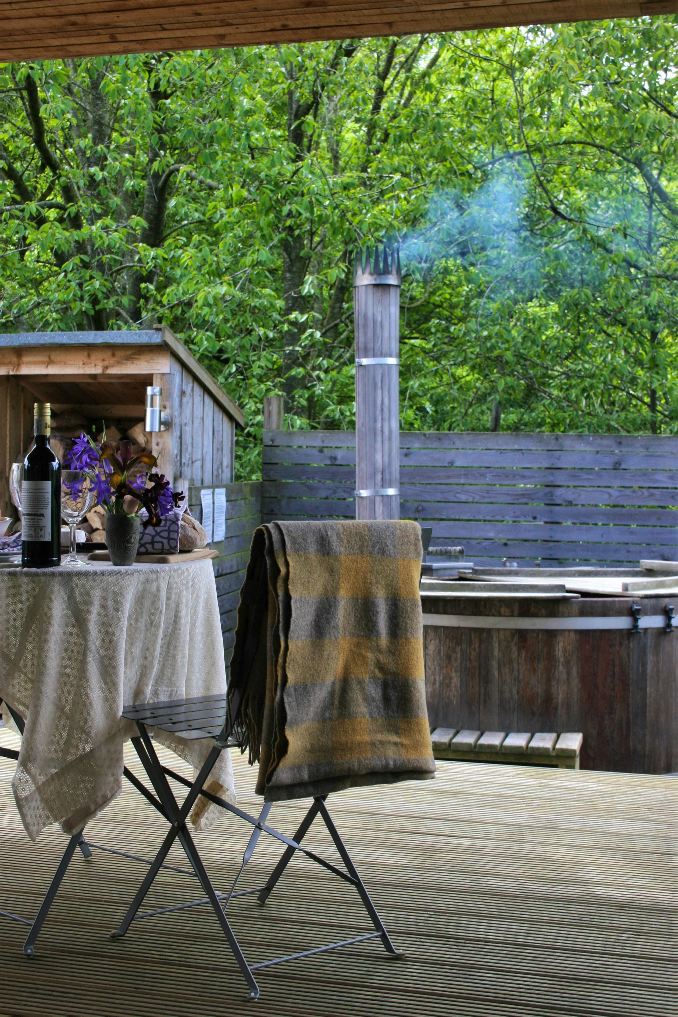 Culbin Edge decking and hot tub