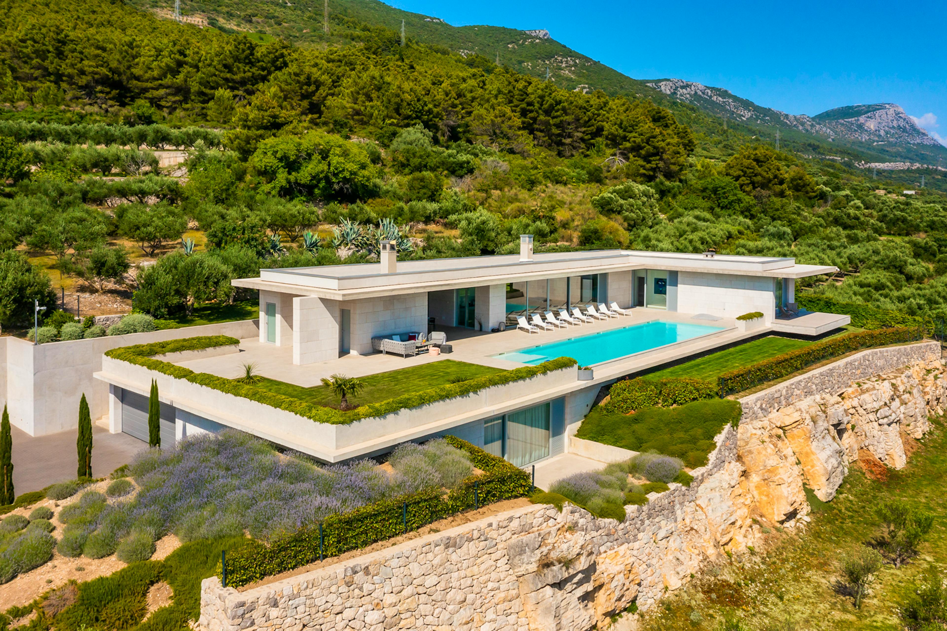 Villa Tallulah - Image 1