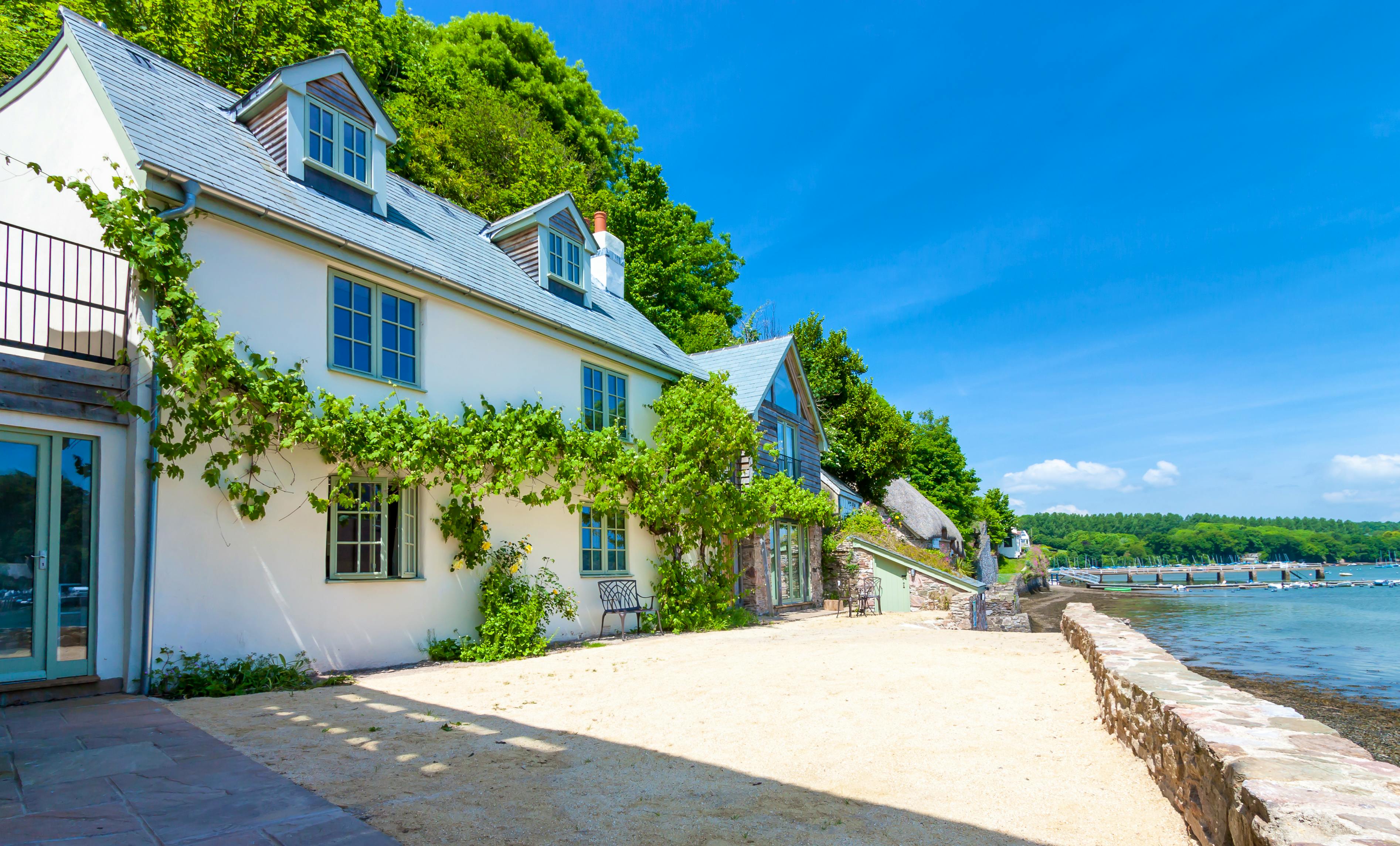 20 of the Best Dog Friendly Cottages in England