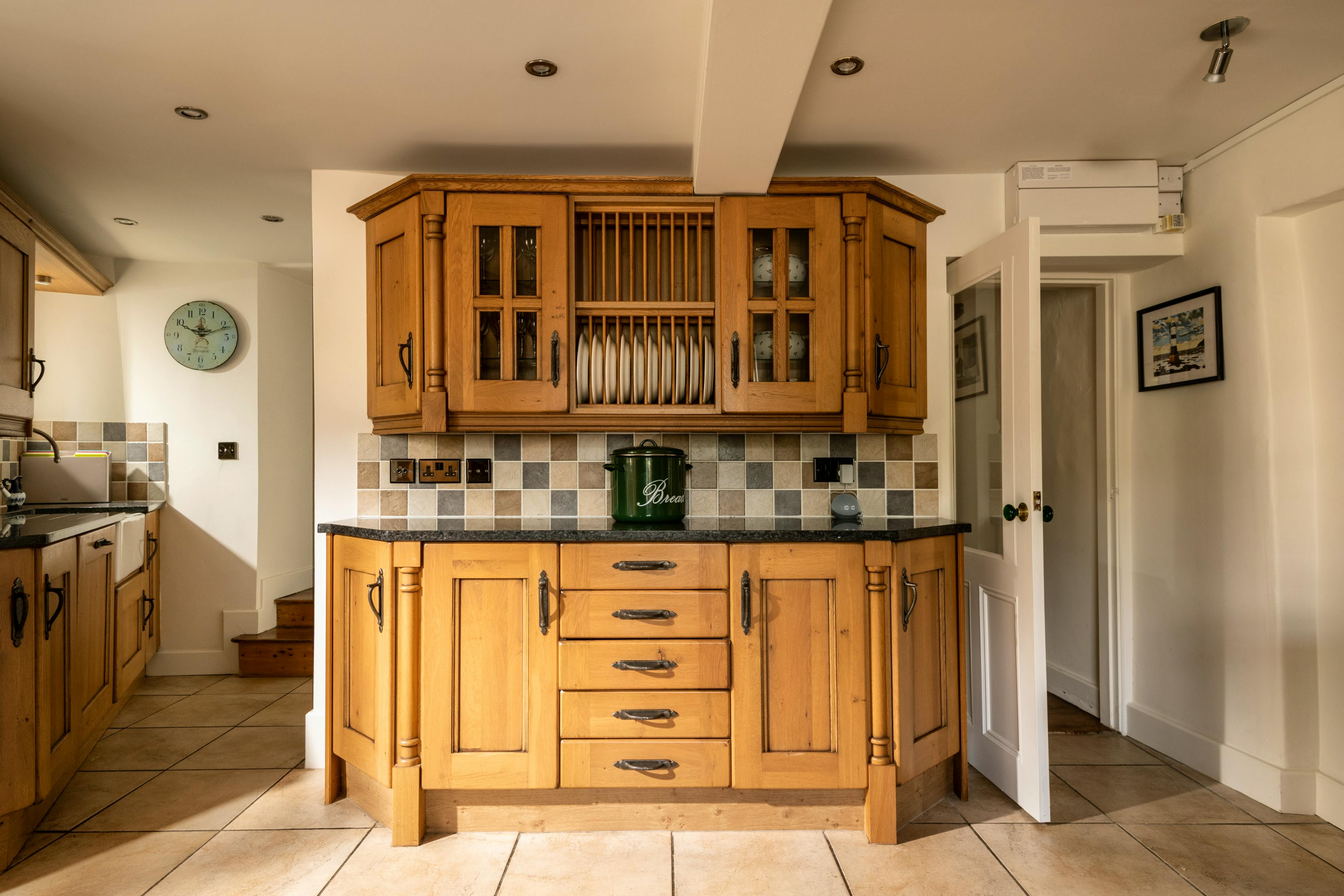 Cooks love the well stocked kitchen
