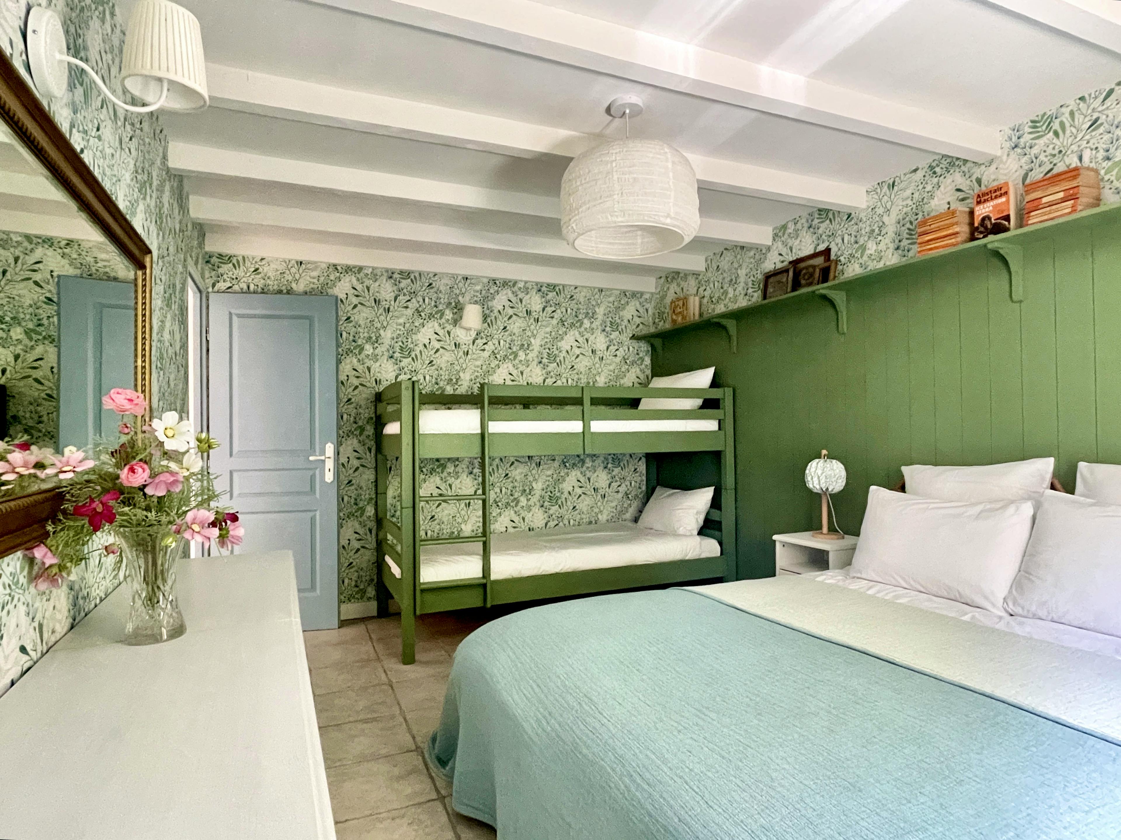 Gîte Family (4 singles or as shown)