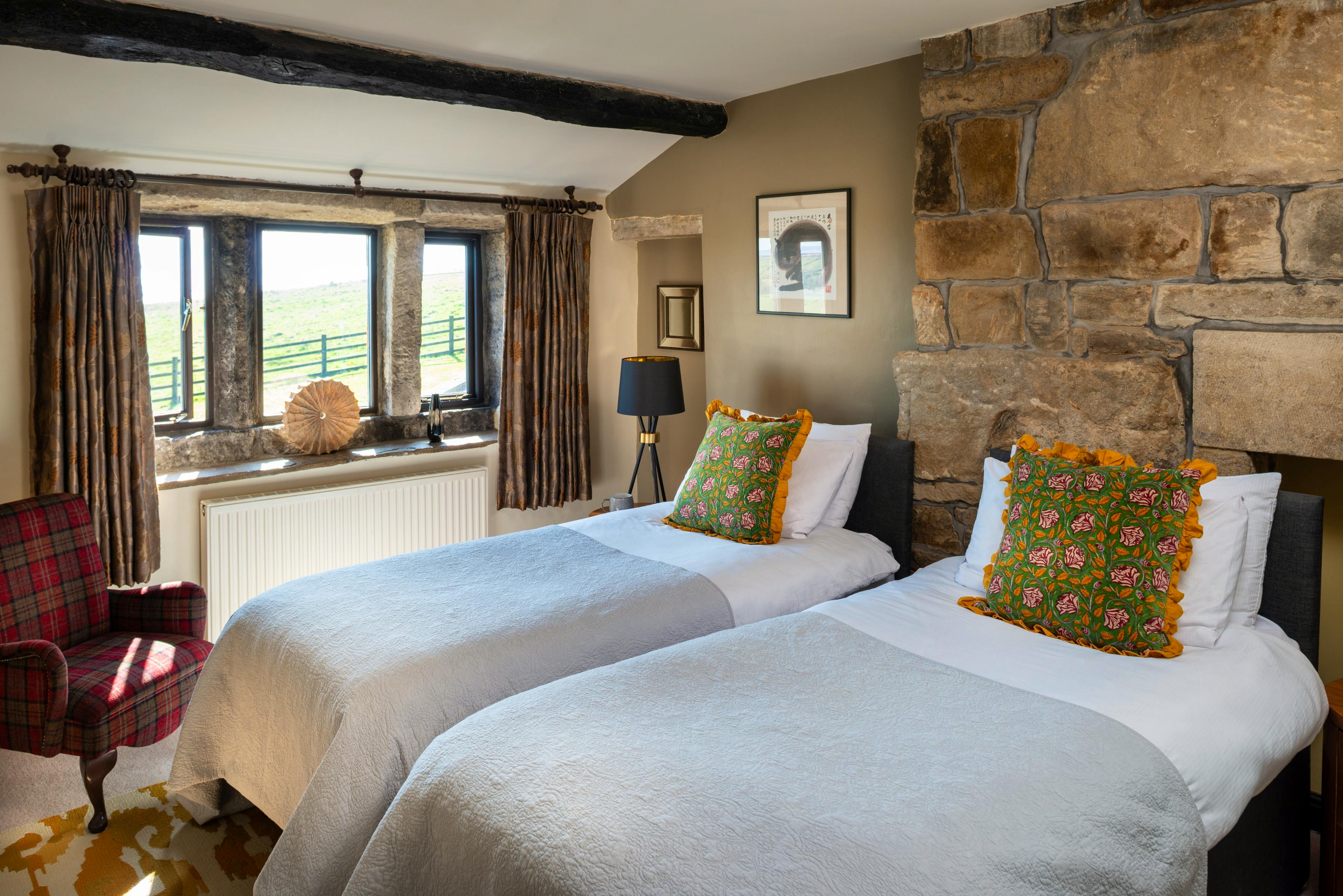 Lucky Cat Bedroom - twin/superking