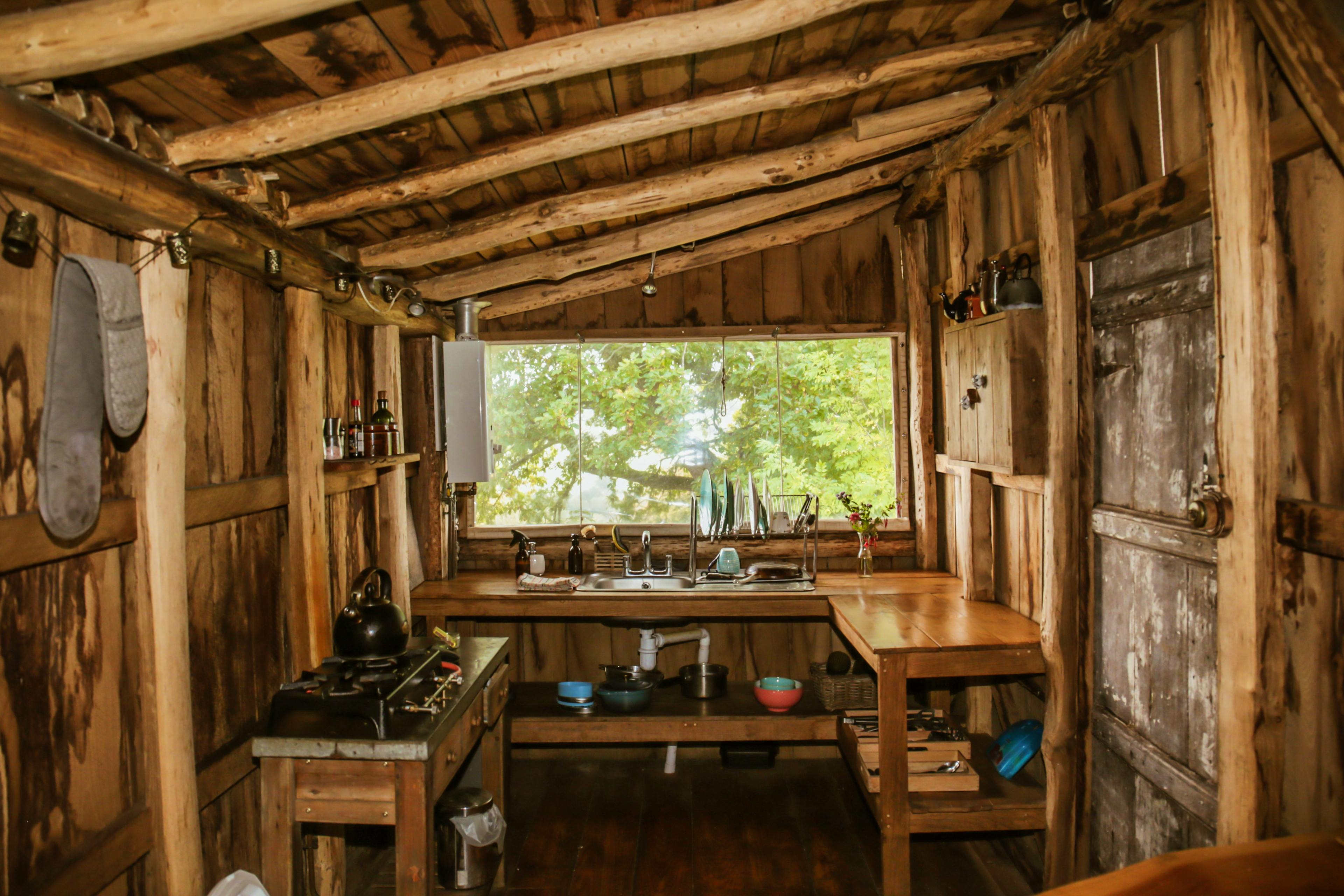 Mimi\'s Yurt - Kitchen