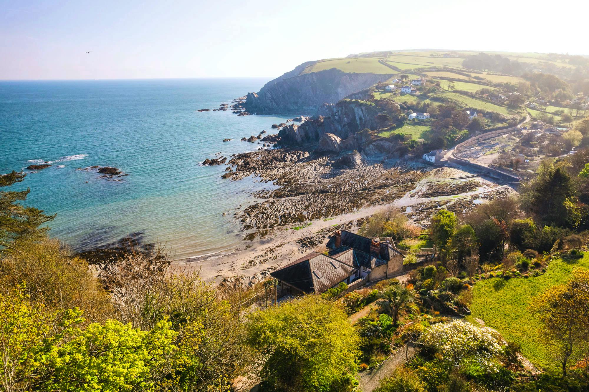 Exquisite coastal location