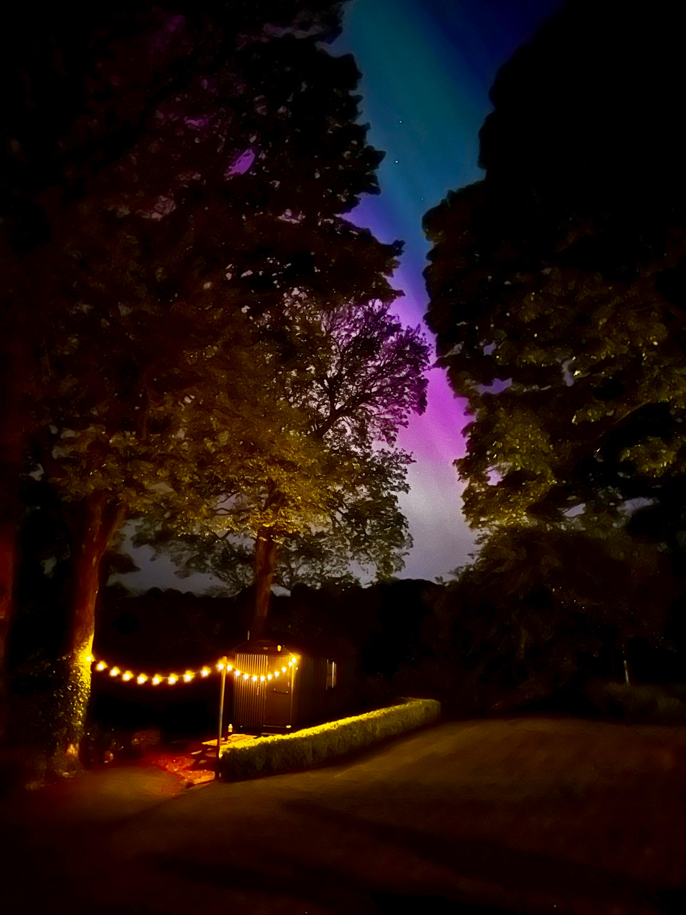 Northern Lights at Thehuteyam